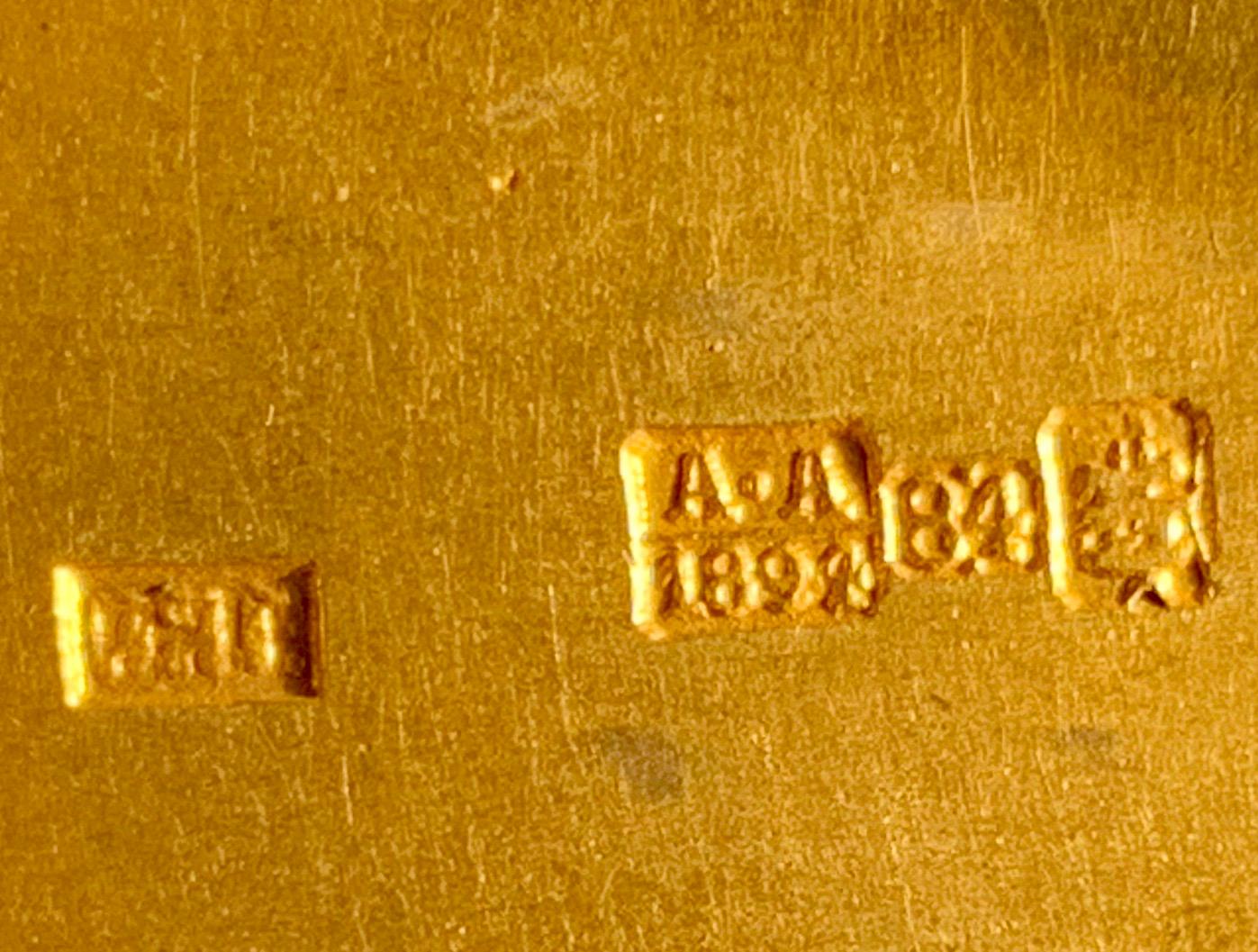 Russische Schatulle aus Silber, vergoldet und Cloisonné-Emaille im Angebot 3