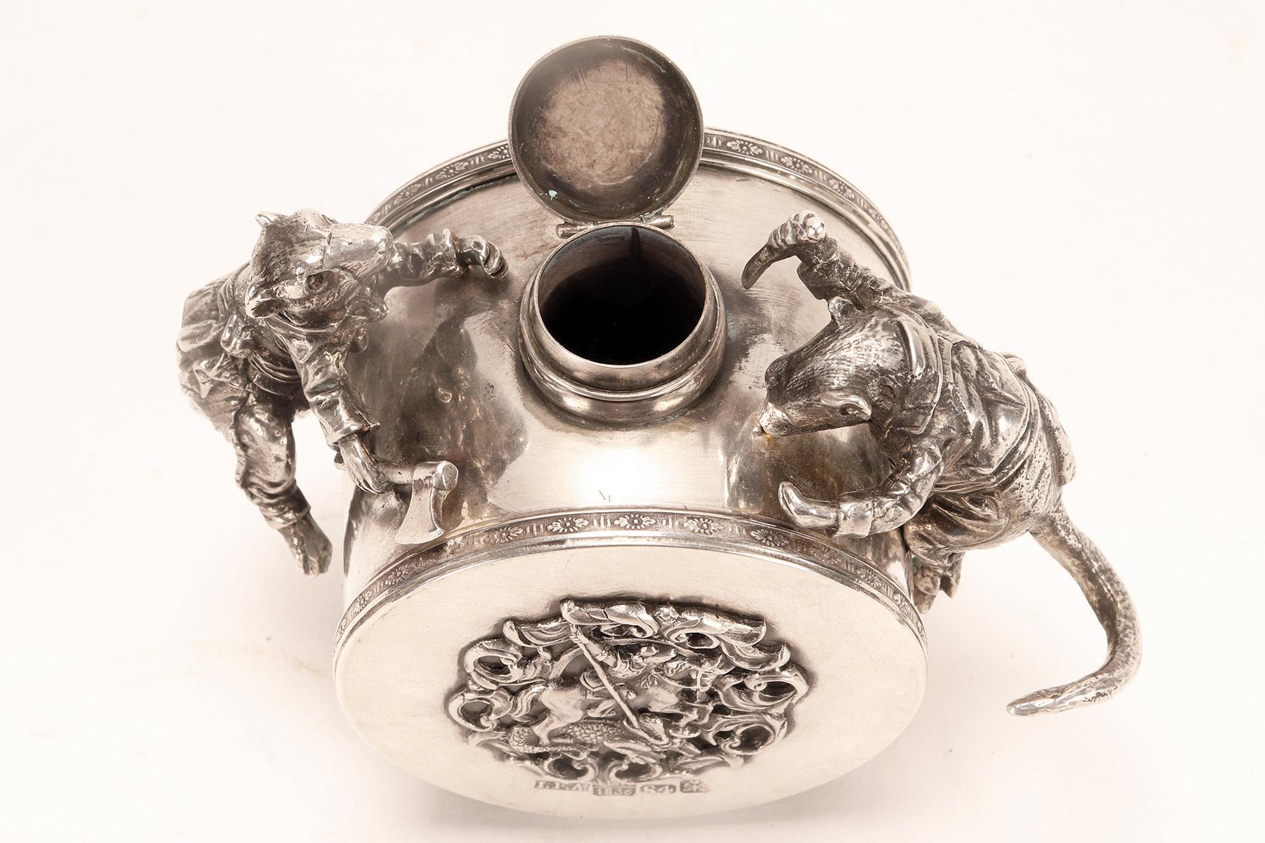 A Russian silver inkwell, jeweler: Johann Fredrik Akerblom, St. Petersburg 1836. For Sale 5