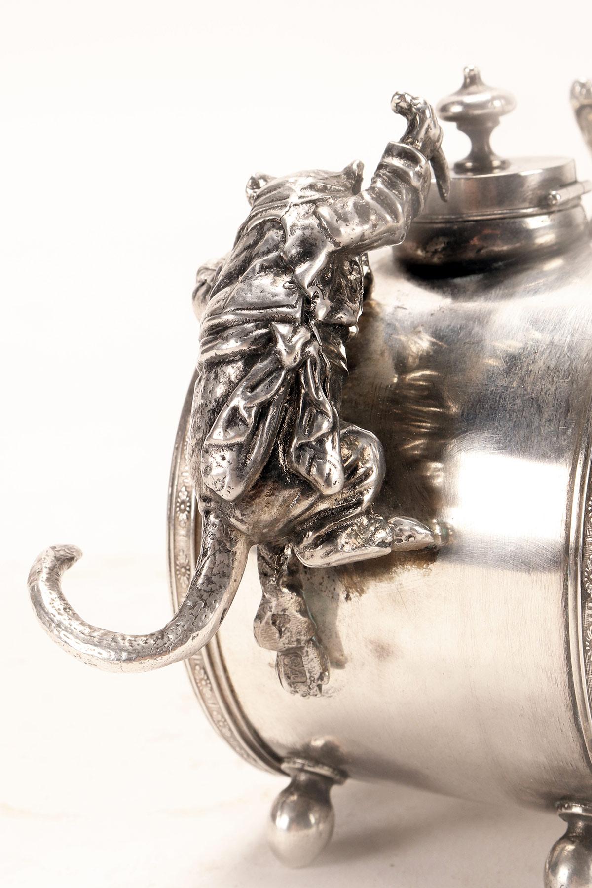 A Russian silver inkwell, jeweler: Johann Fredrik Akerblom, St. Petersburg 1836. For Sale 2