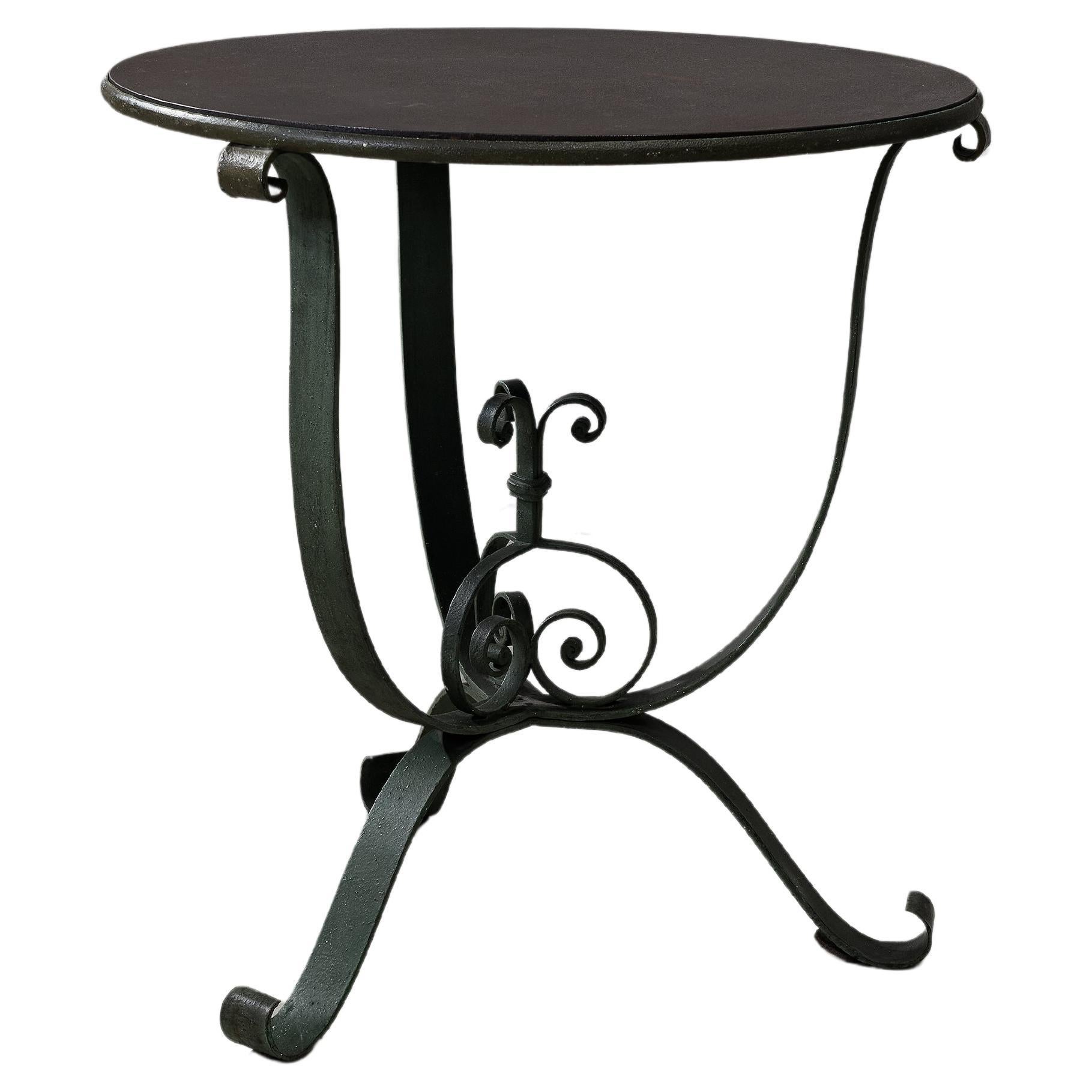 A French Art Deco style Green Patinated Wrought Iron Table (1920s-1930s) For Sale