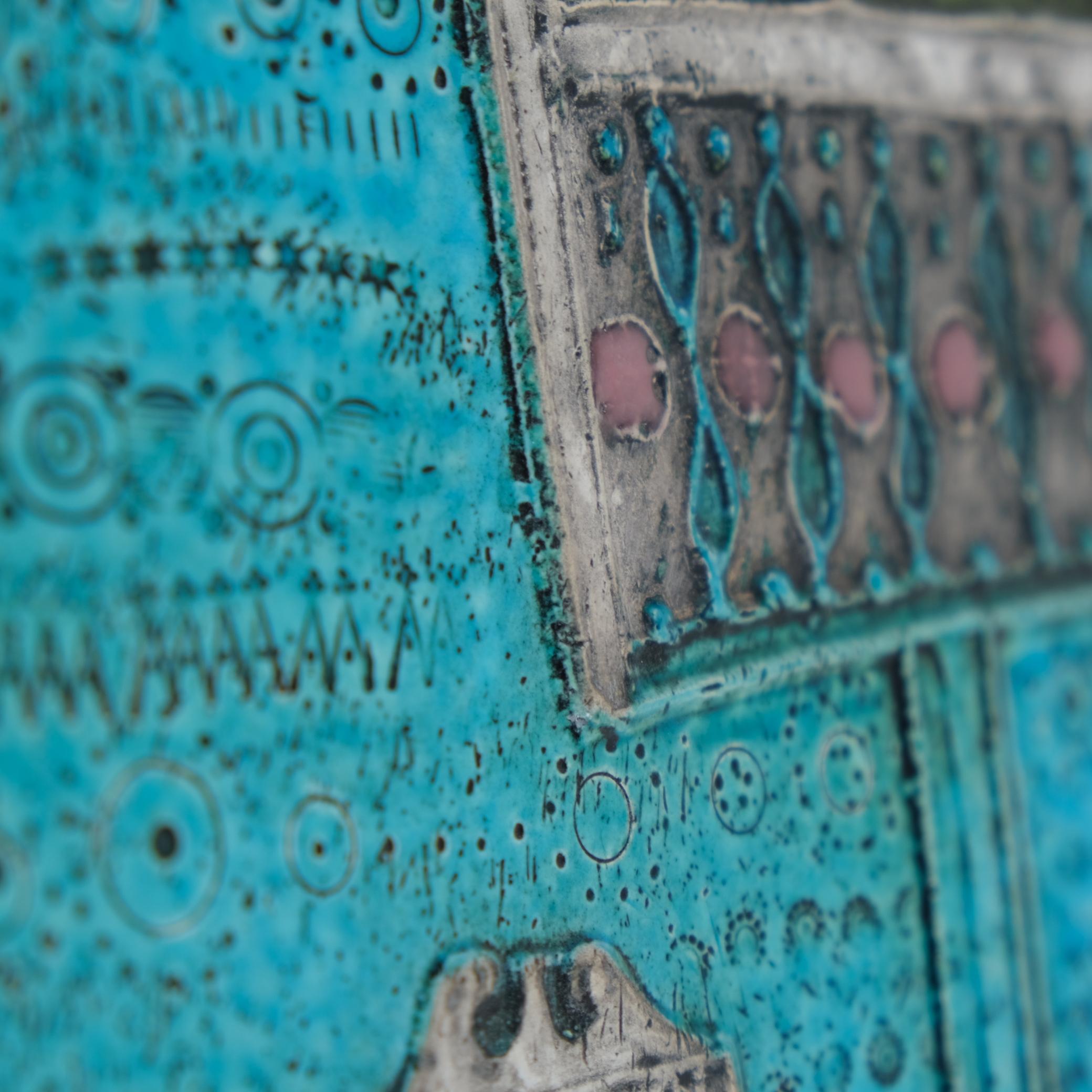 Una placca da parete in ceramica blu di Rut Bryk Karjalainen Talo 'Karelian House', anni '50 in vendita 1