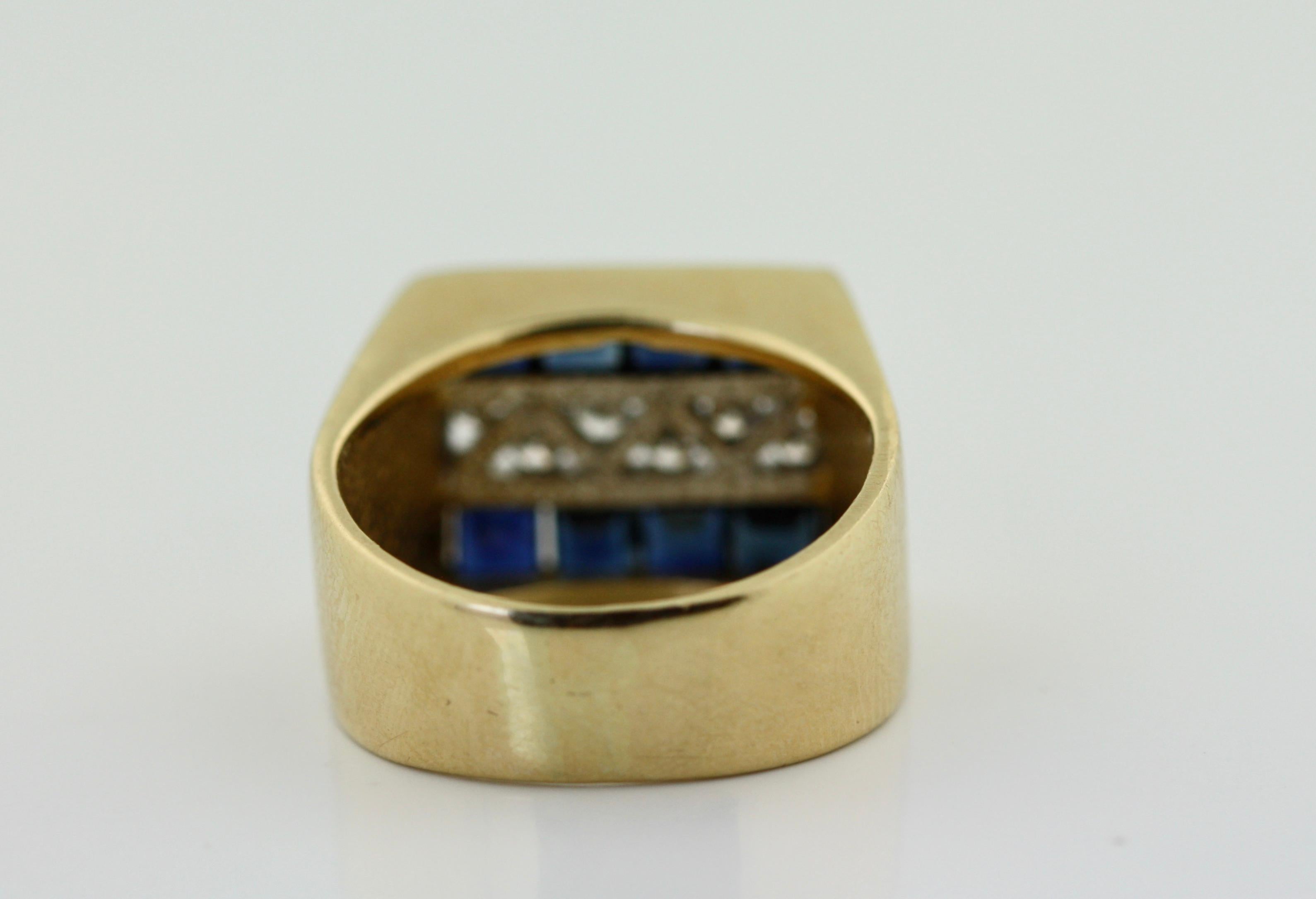 Women's or Men's Sapphire and Diamond Men's Ring For Sale