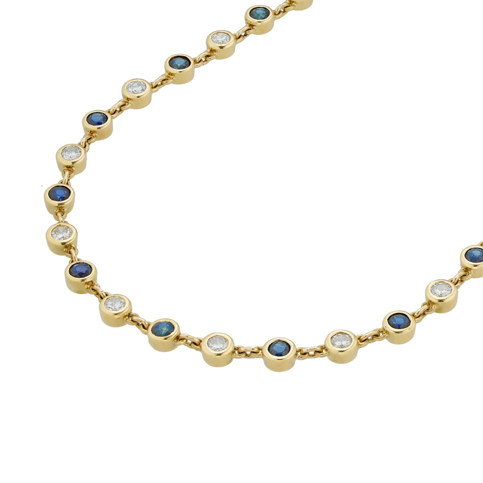 Collana a catena con zaffiri e diamanti, con venticinque diamanti rotondi taglio brillante per un peso totale stimato di 2,5 carati, incastonati alternativamente con venticinque zaffiri rotondi sfaccettati per un peso totale stimato di 2,8 carati,