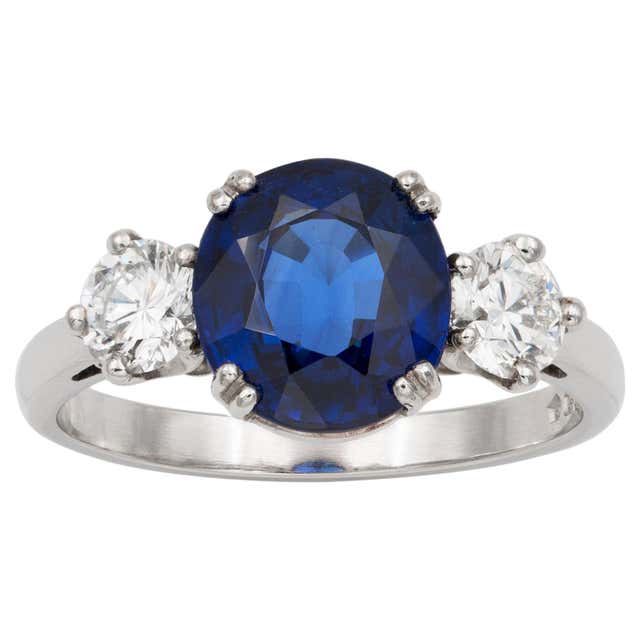 Antique Sapphire Diamond Three-Stone Ring For Sale at 1stDibs