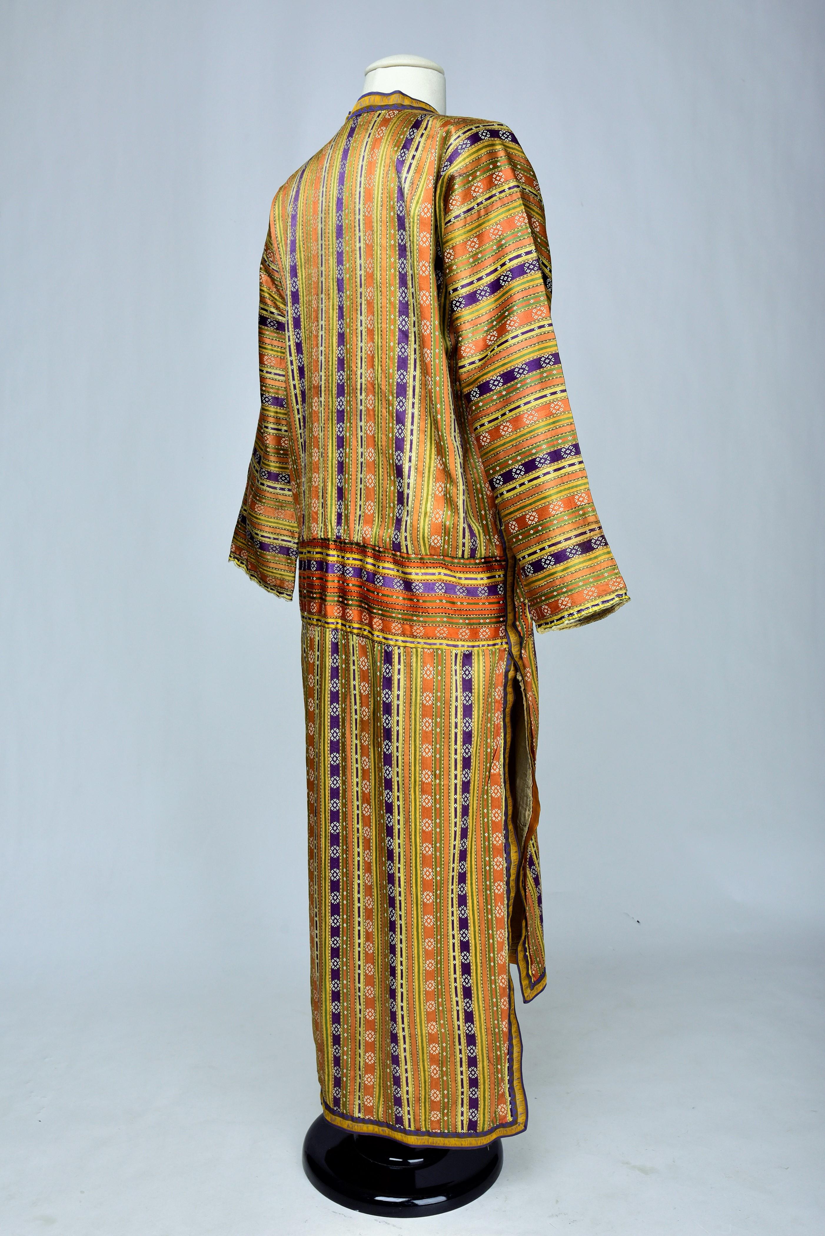A Satin Striped Kaftan - Ottoman Empire Circa 1900 - 1920 For Sale 2