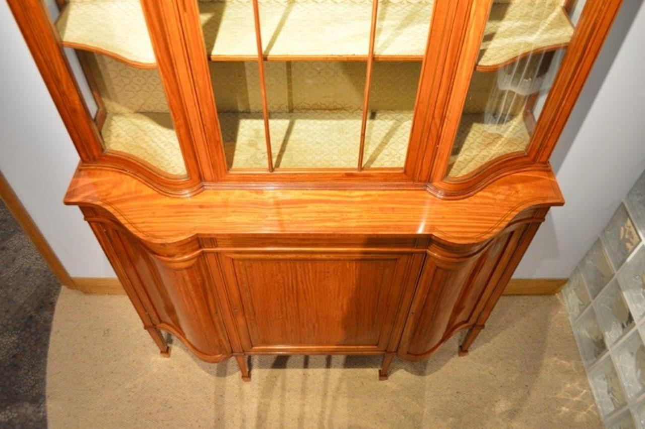 Satinwood Edwardian Period Serpentine Antique Display Cabinet by Maple & Co. 3