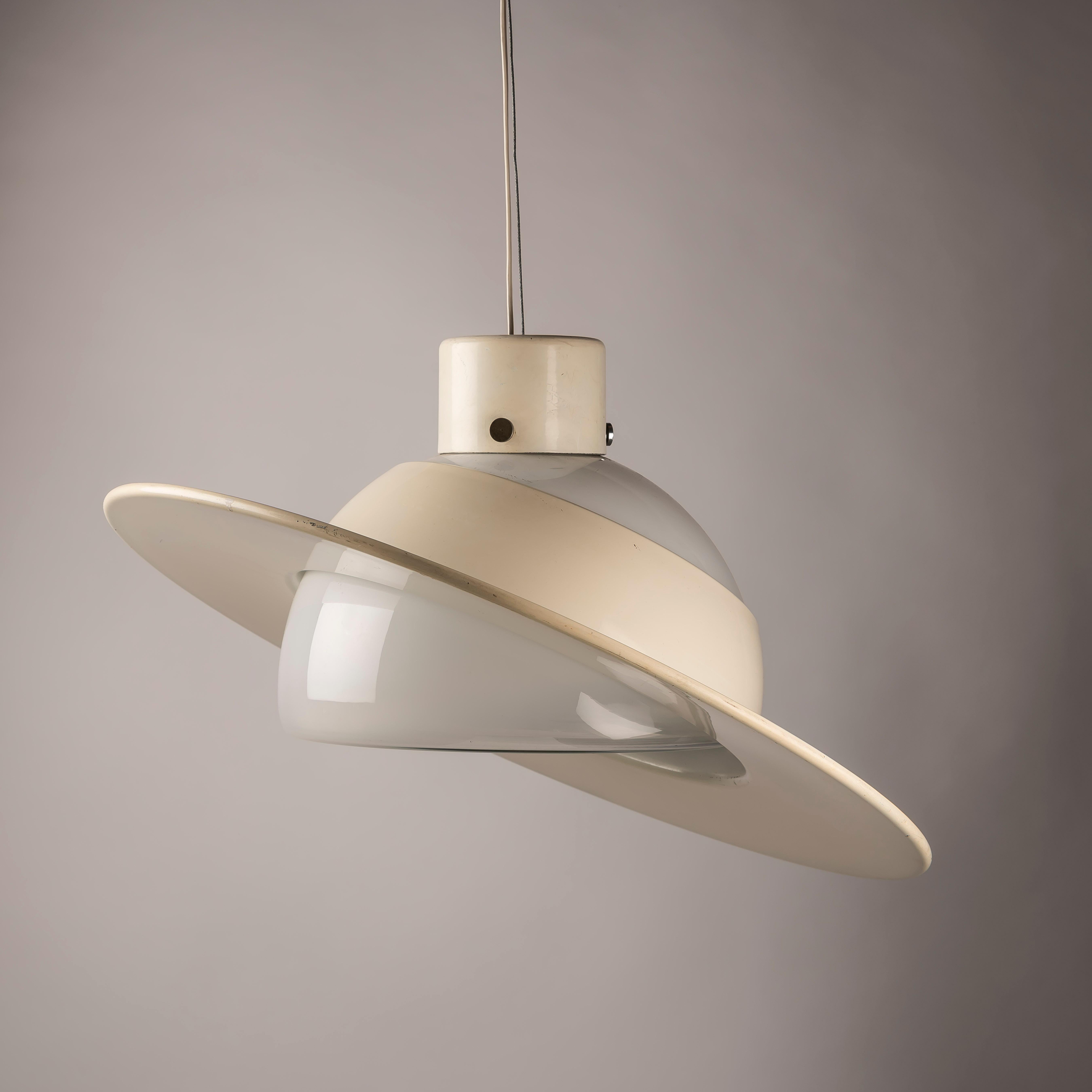 A Saturn metal and Murano glass Space age Italian pendant lamp In Good Condition For Sale In BARCELONA, ES