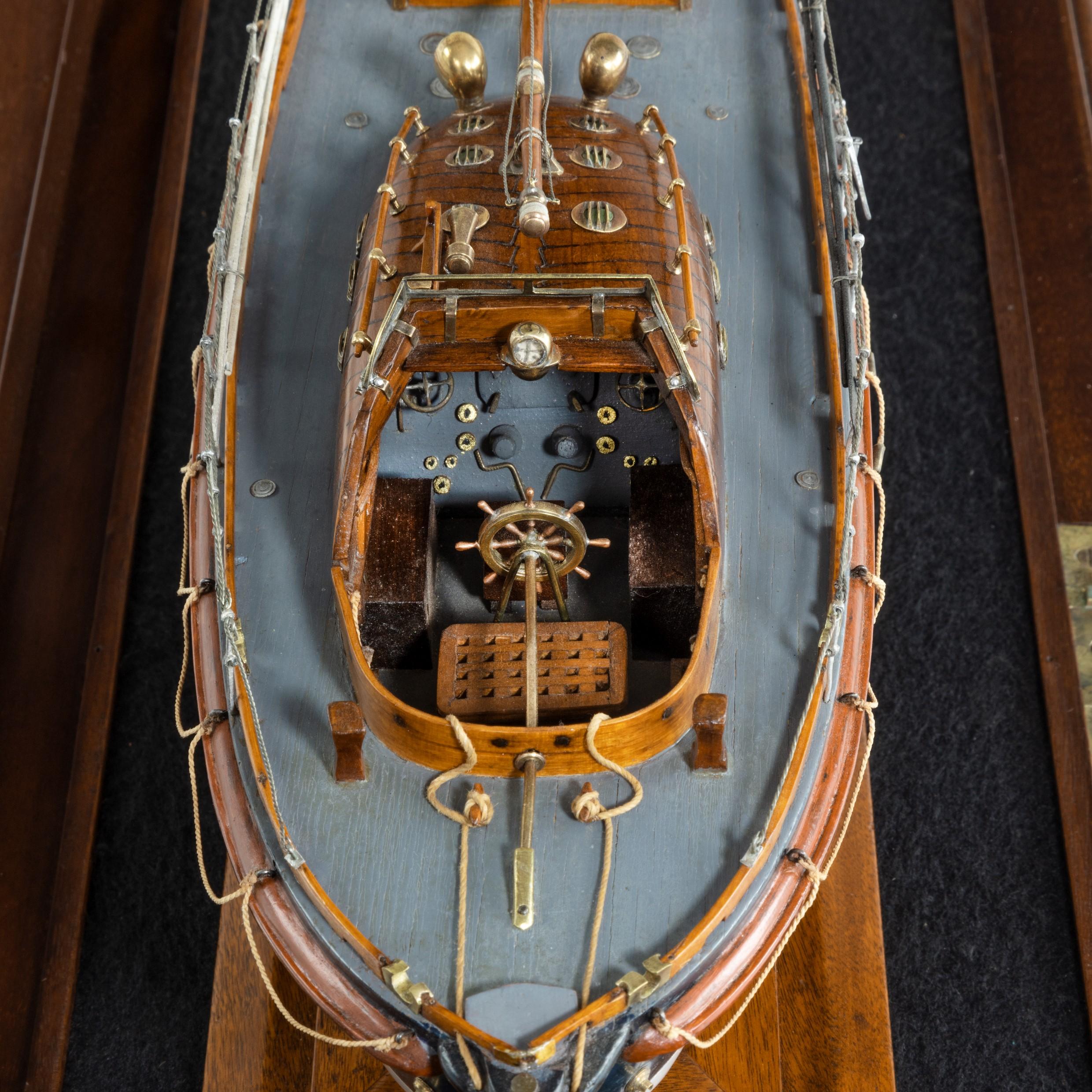 Scale Model of a ‘Watson’ Class Lifeboat, circa 1931 In Good Condition In Lymington, Hampshire