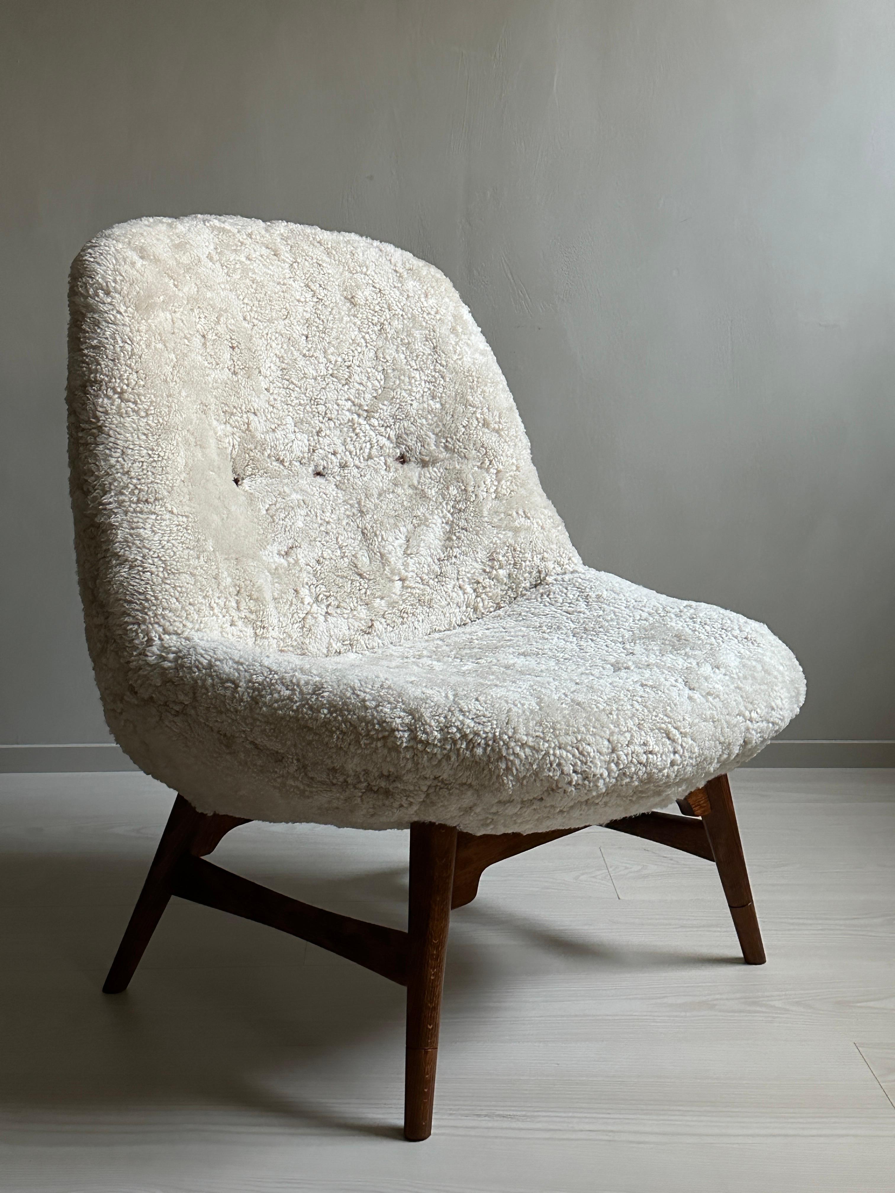 Scandinavian Modern Easy Chair in Sheepskin, 1950s 2