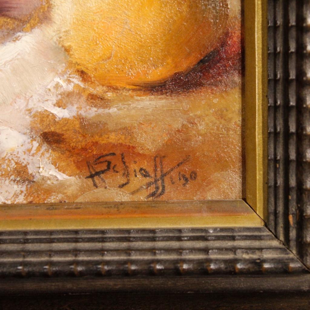 Italian painting from the mid-20th century. Oil on cardboard framework depicting still life with fruit of good pictorial quality. Painting signed at the bottom left A. Schiaffino (Antonio Schiaffino 1879-1968) without authentic. Guillauche wooden