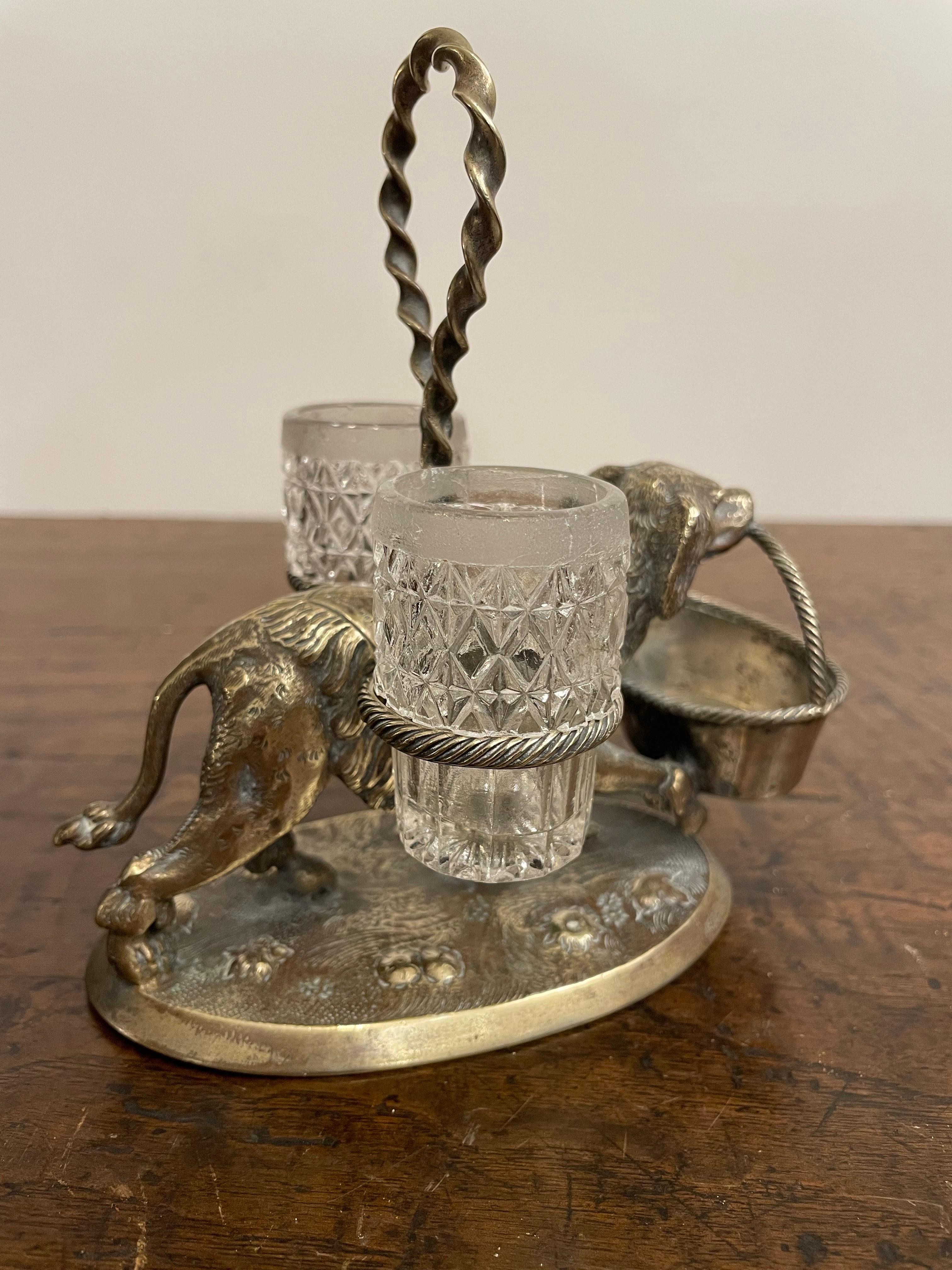 Vittoriano Un set di crocerossine scozzesi vittoriane in argento, fine XIX secolo in vendita