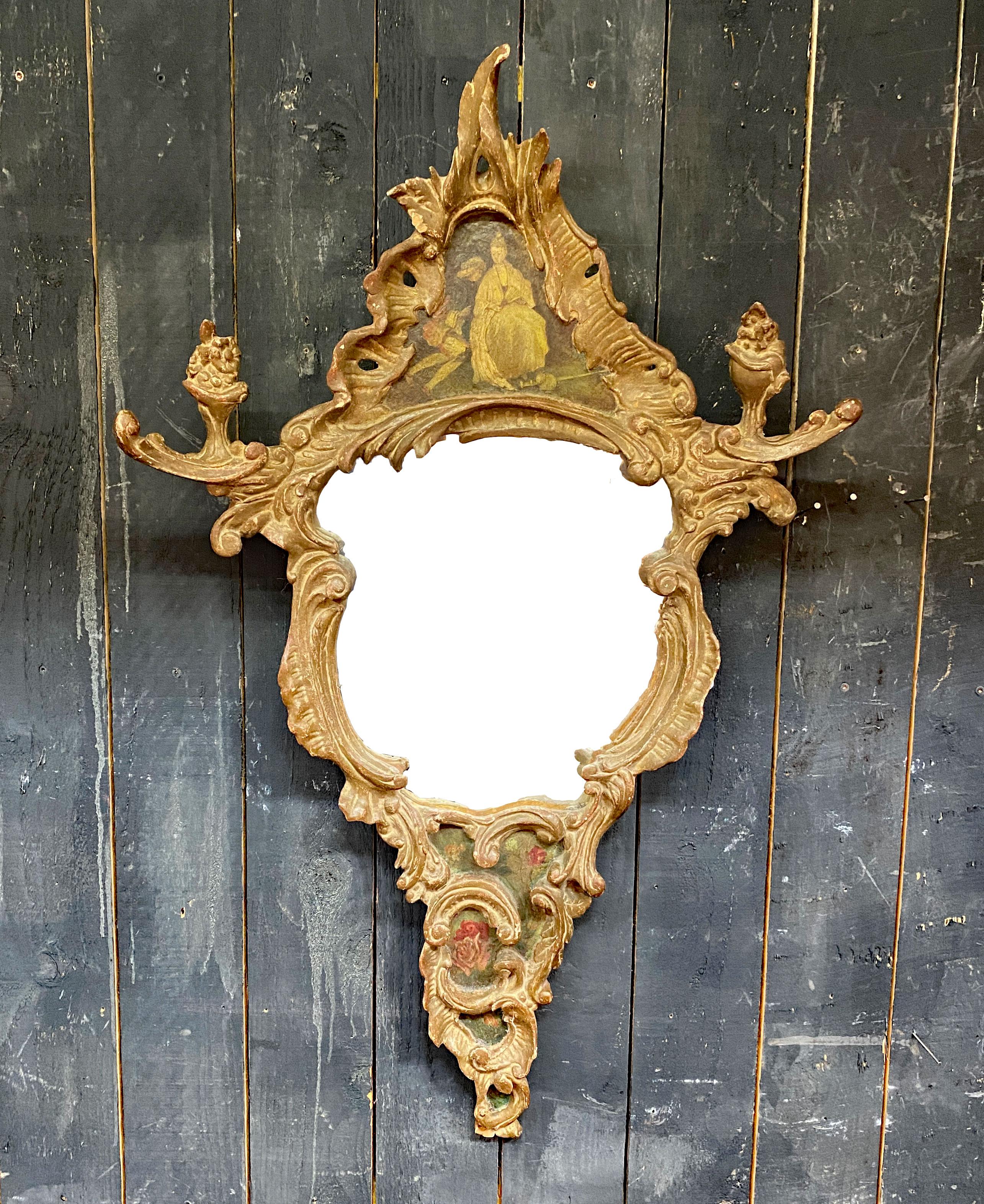 A scrolled mirror in carved and patinated molded wood painted with chinese  XIXè In Good Condition For Sale In Saint-Ouen, FR