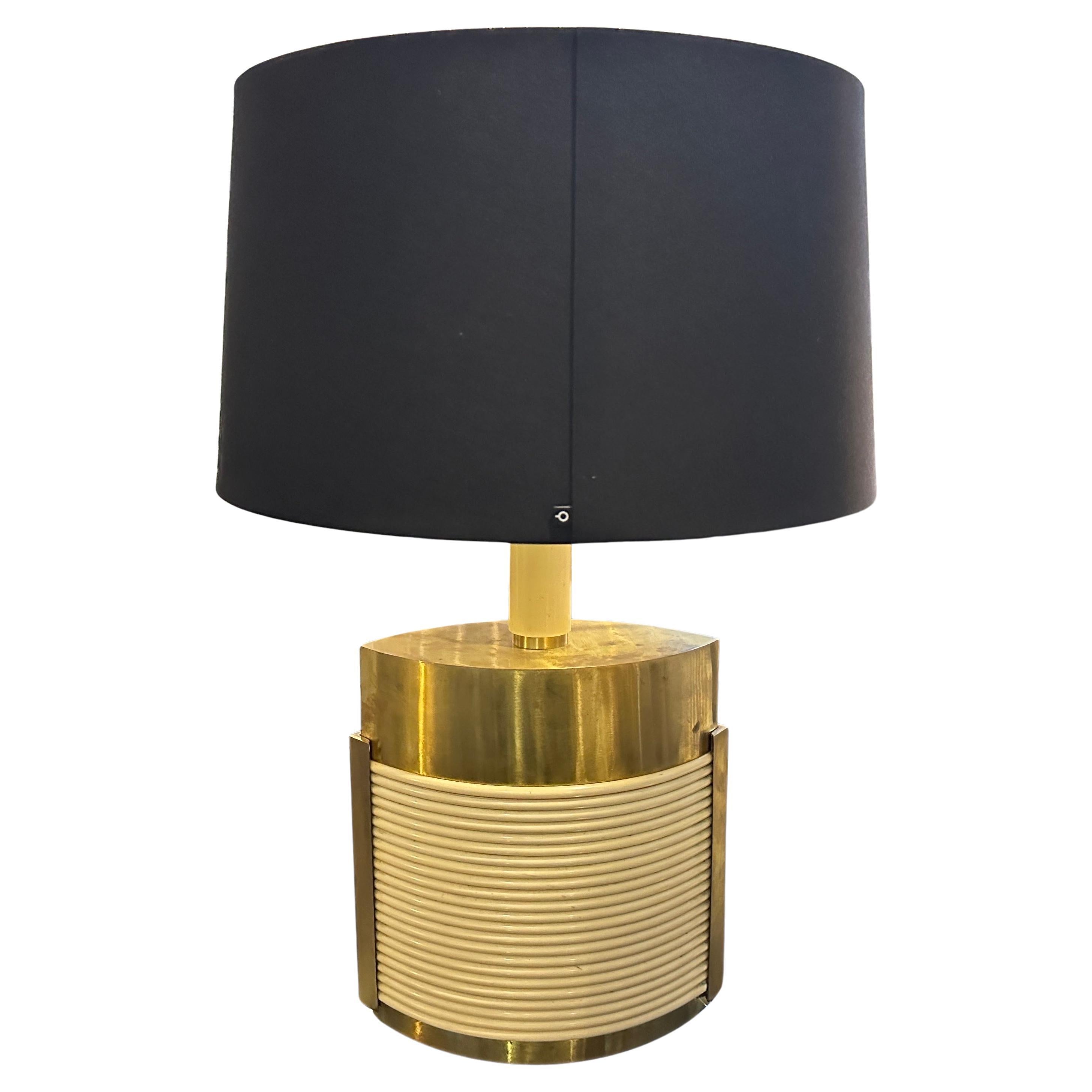 A Sculptural 1970s Mid-Century Modern Solid Brass Table Lamp by Tommaso Barbi
