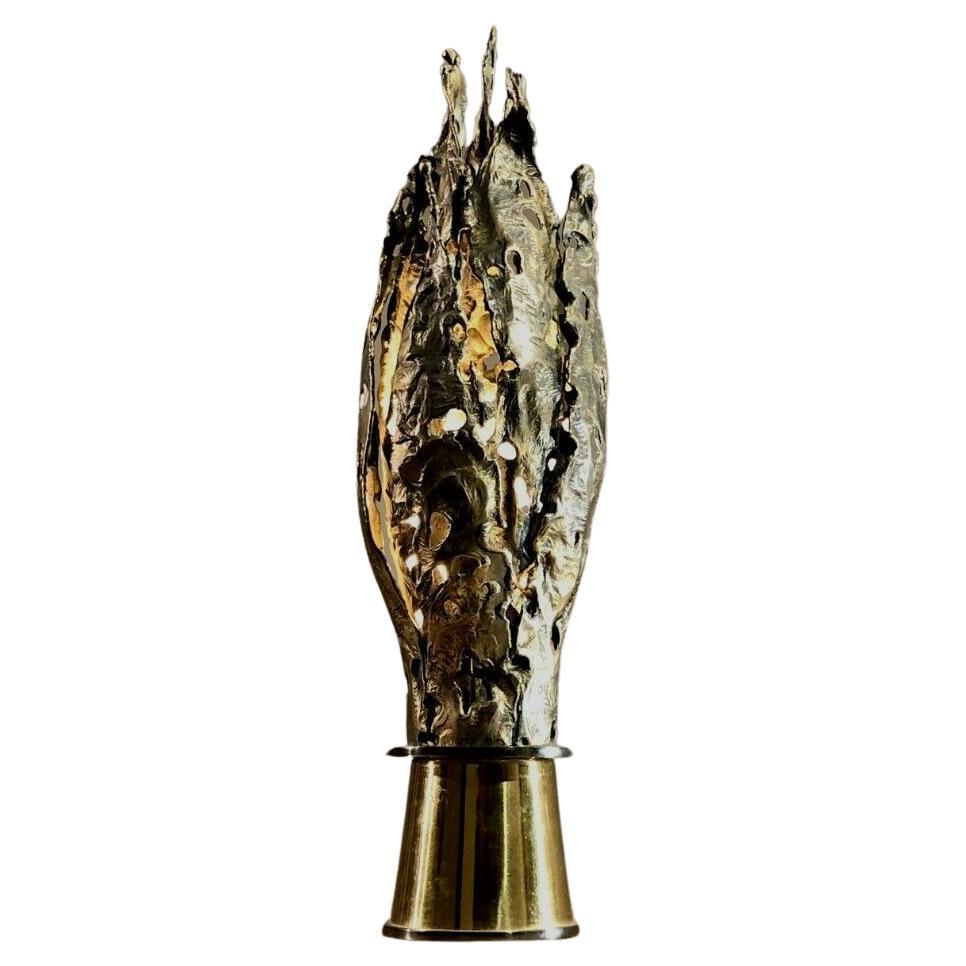 A Sculptural Bronze BRUTALIST SHABBY-CHIC Neoclassical TABLE LAMP, France 1970 For Sale