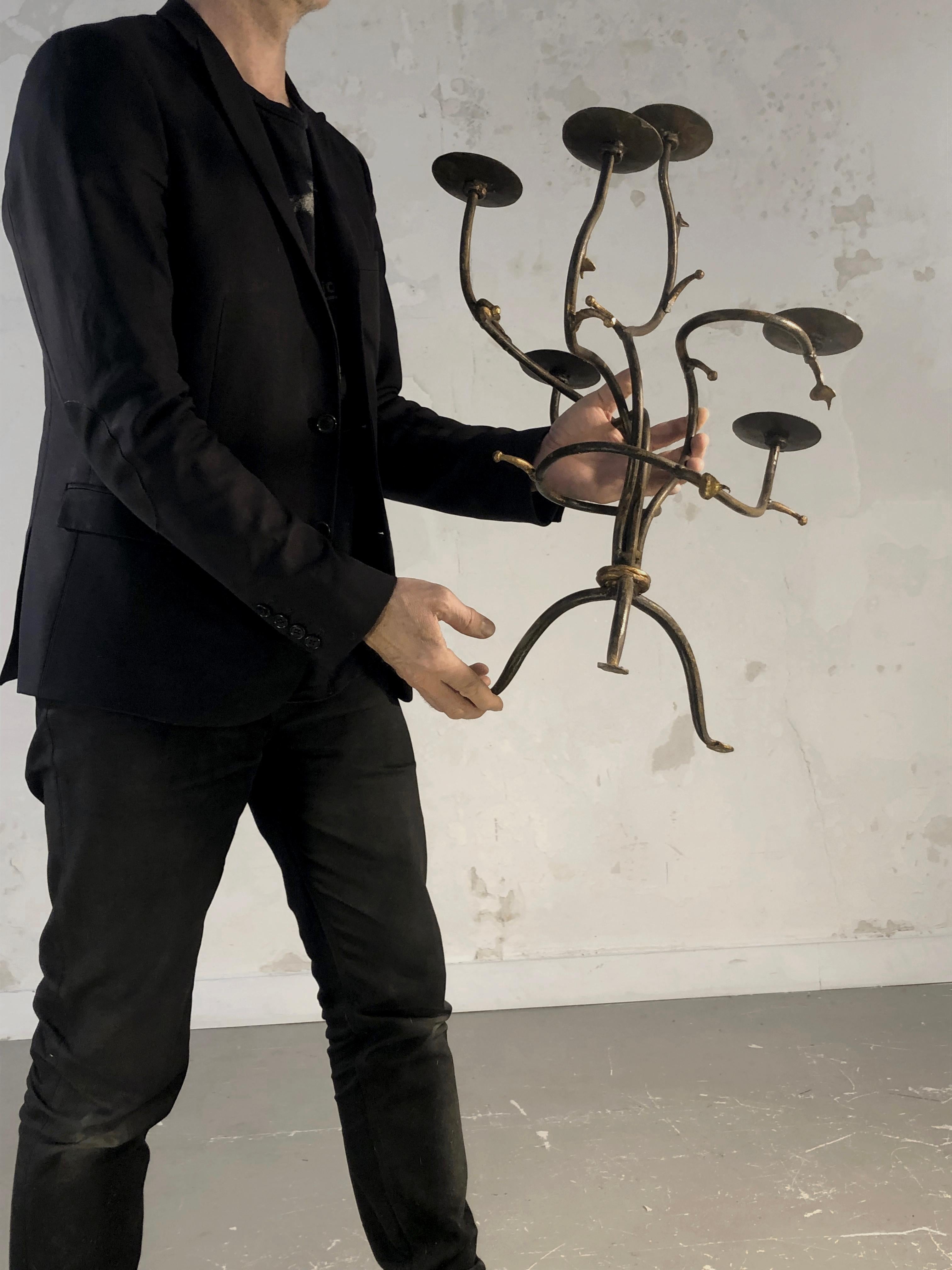 Pièce d'artiste unique du BRUTALIST CANDELABRA CANDLE HOLDER, France 1990 en vente 4