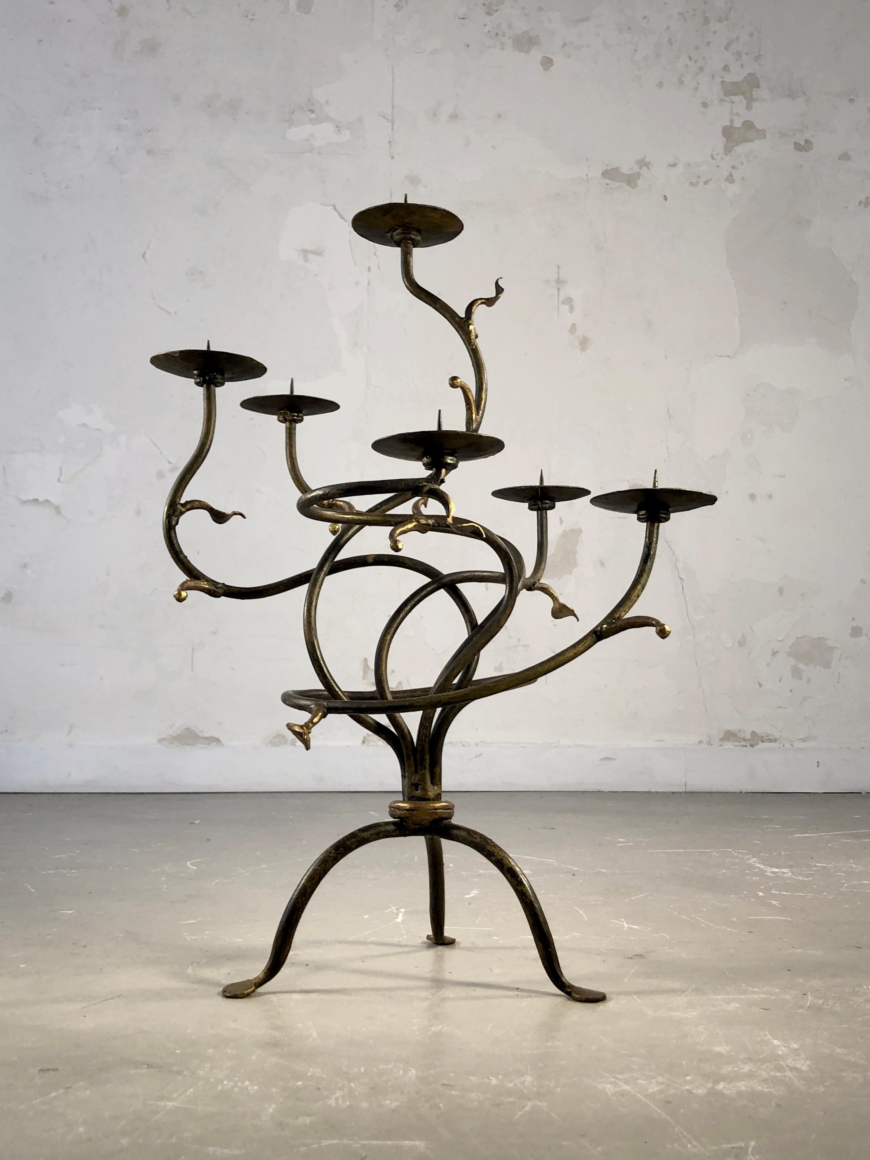 Pièce d'artiste unique du BRUTALIST CANDELABRA CANDLE HOLDER, France 1990 en vente 6
