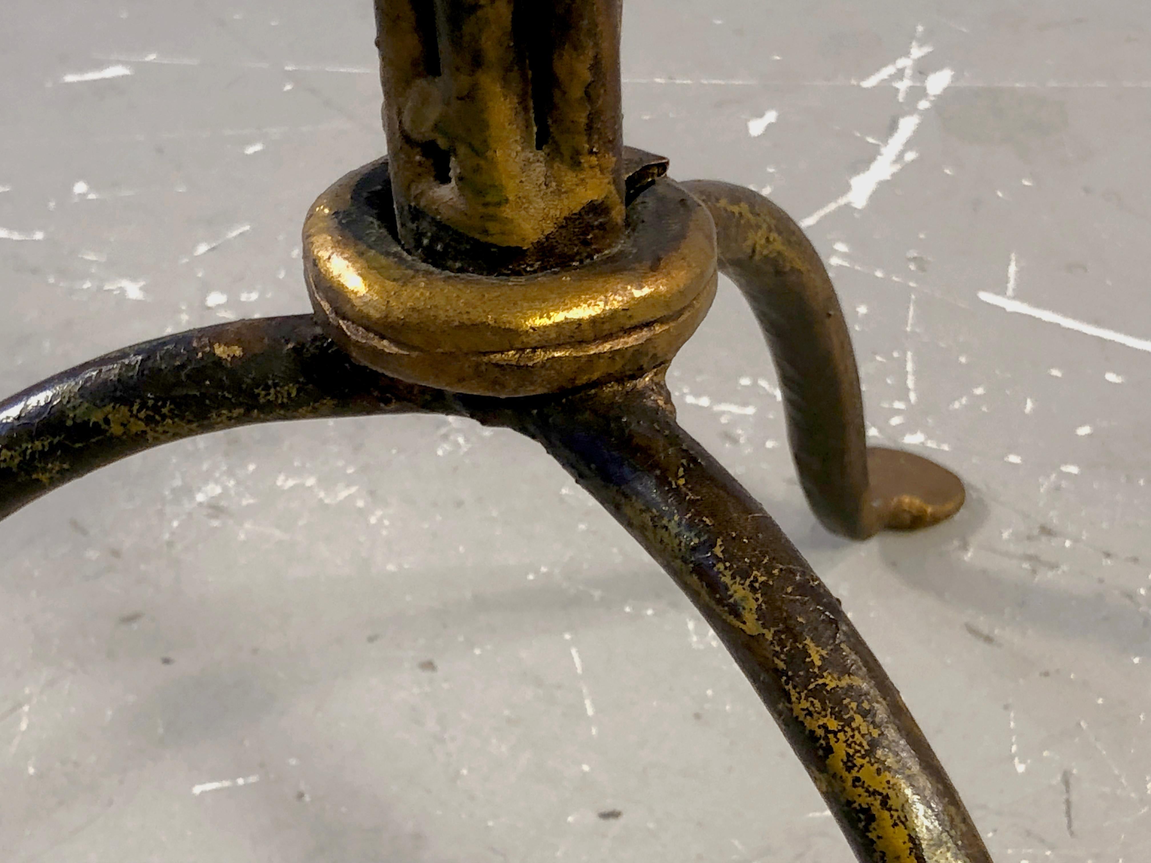 Pièce d'artiste unique du BRUTALIST CANDELABRA CANDLE HOLDER, France 1990 en vente 9