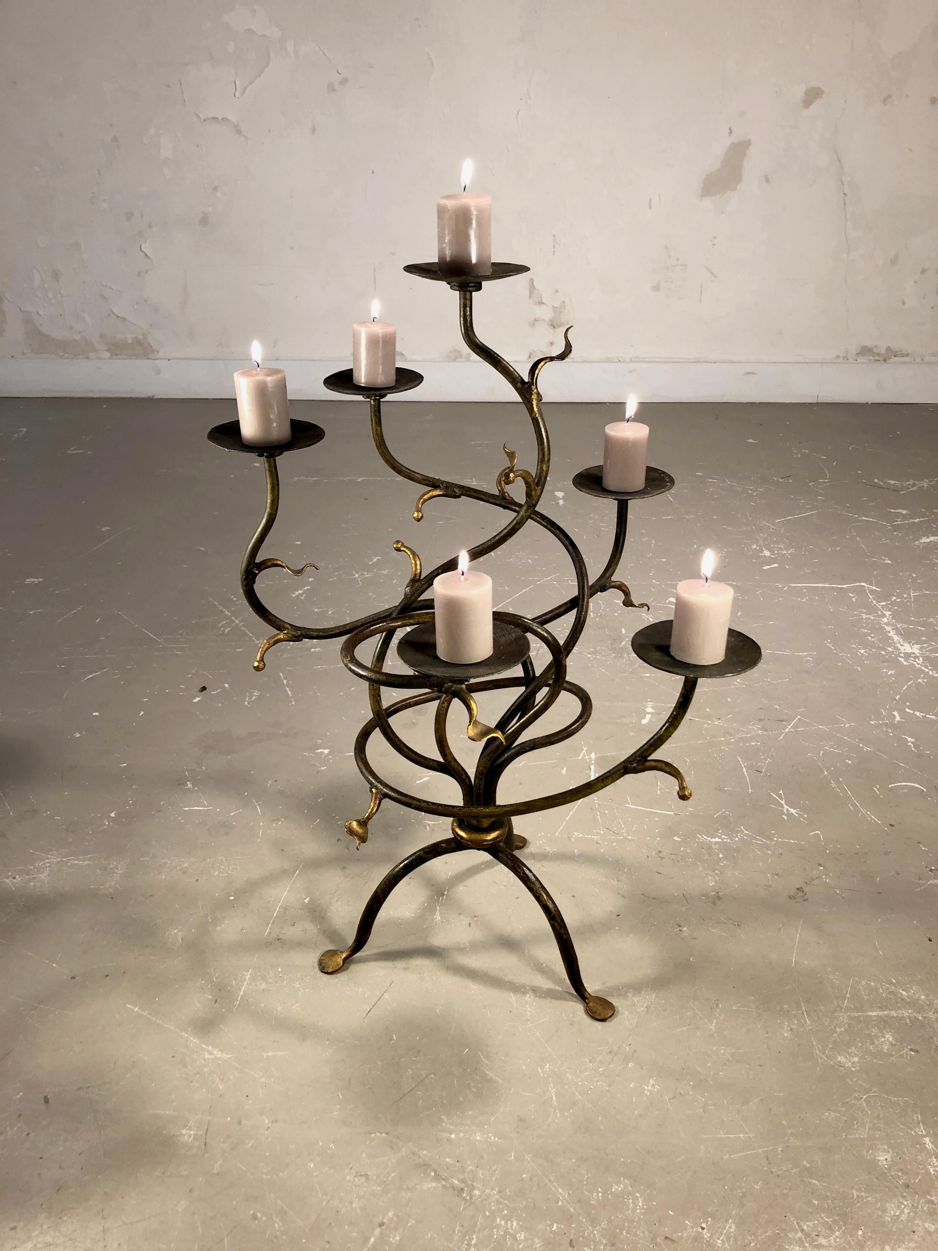 Pièce d'artiste unique du BRUTALIST CANDELABRA CANDLE HOLDER, France 1990 en vente 10