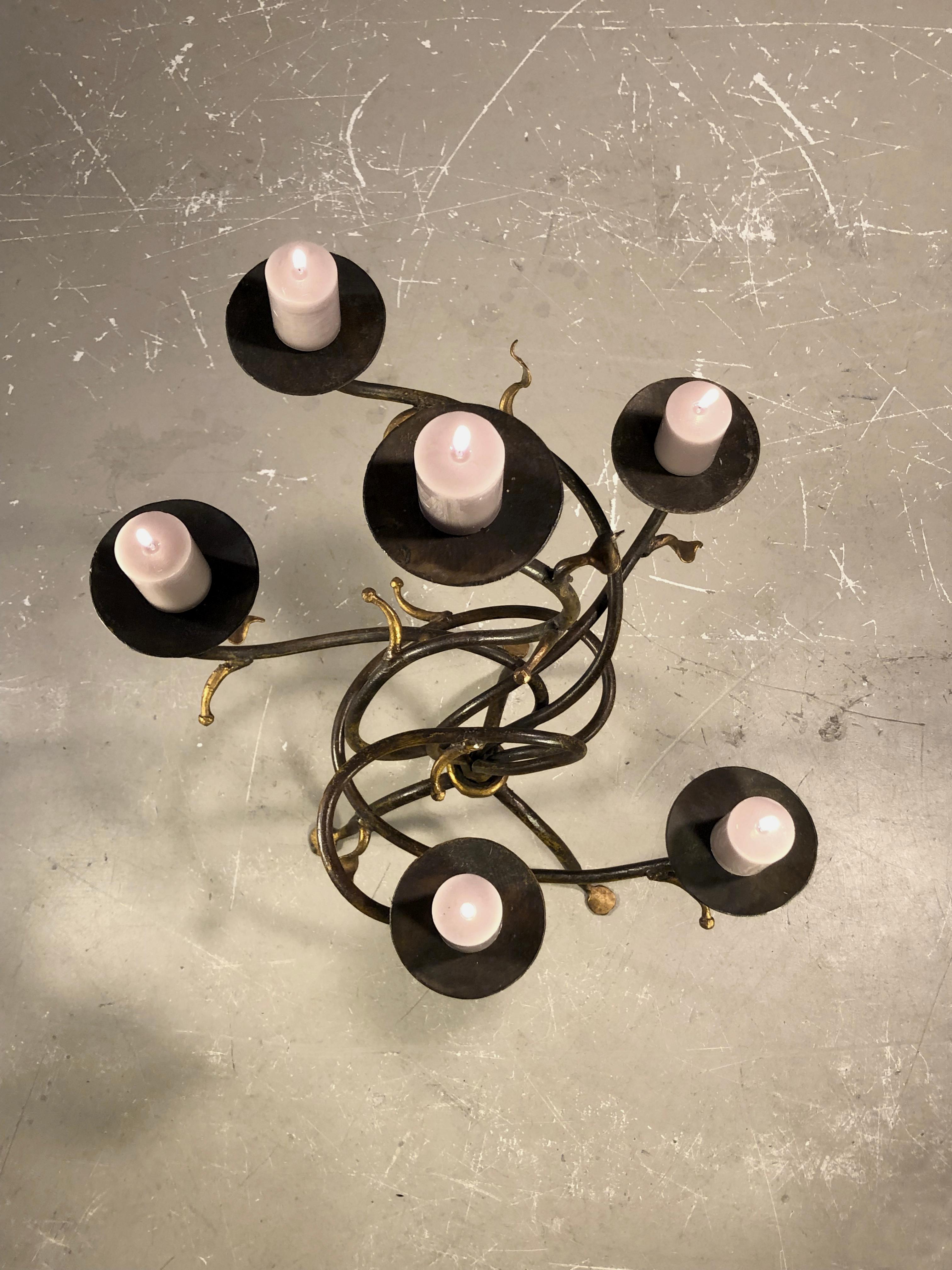 Pièce d'artiste unique du BRUTALIST CANDELABRA CANDLE HOLDER, France 1990 en vente 11