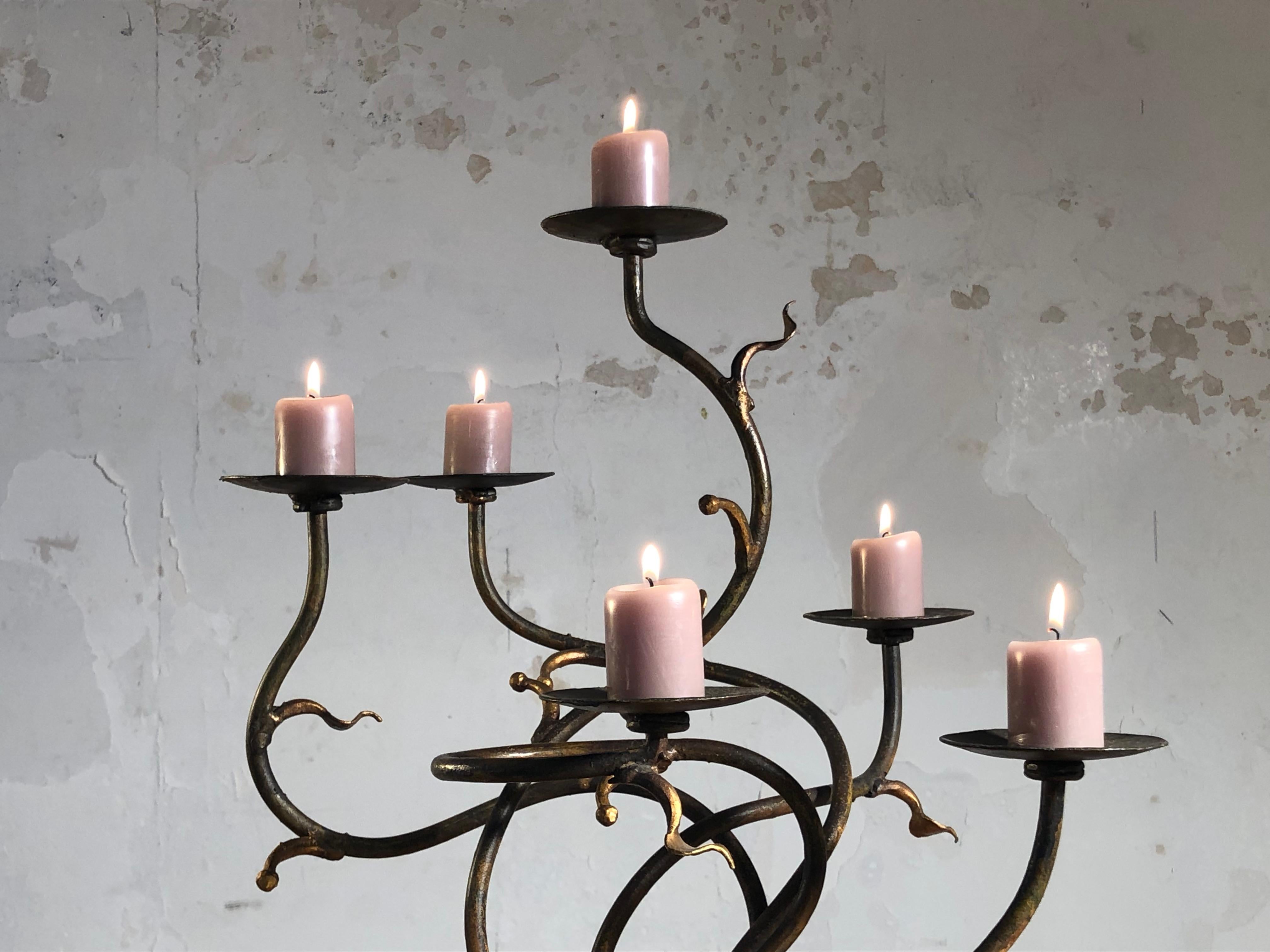 Postmoderne Pièce d'artiste unique du BRUTALIST CANDELABRA CANDLE HOLDER, France 1990 en vente