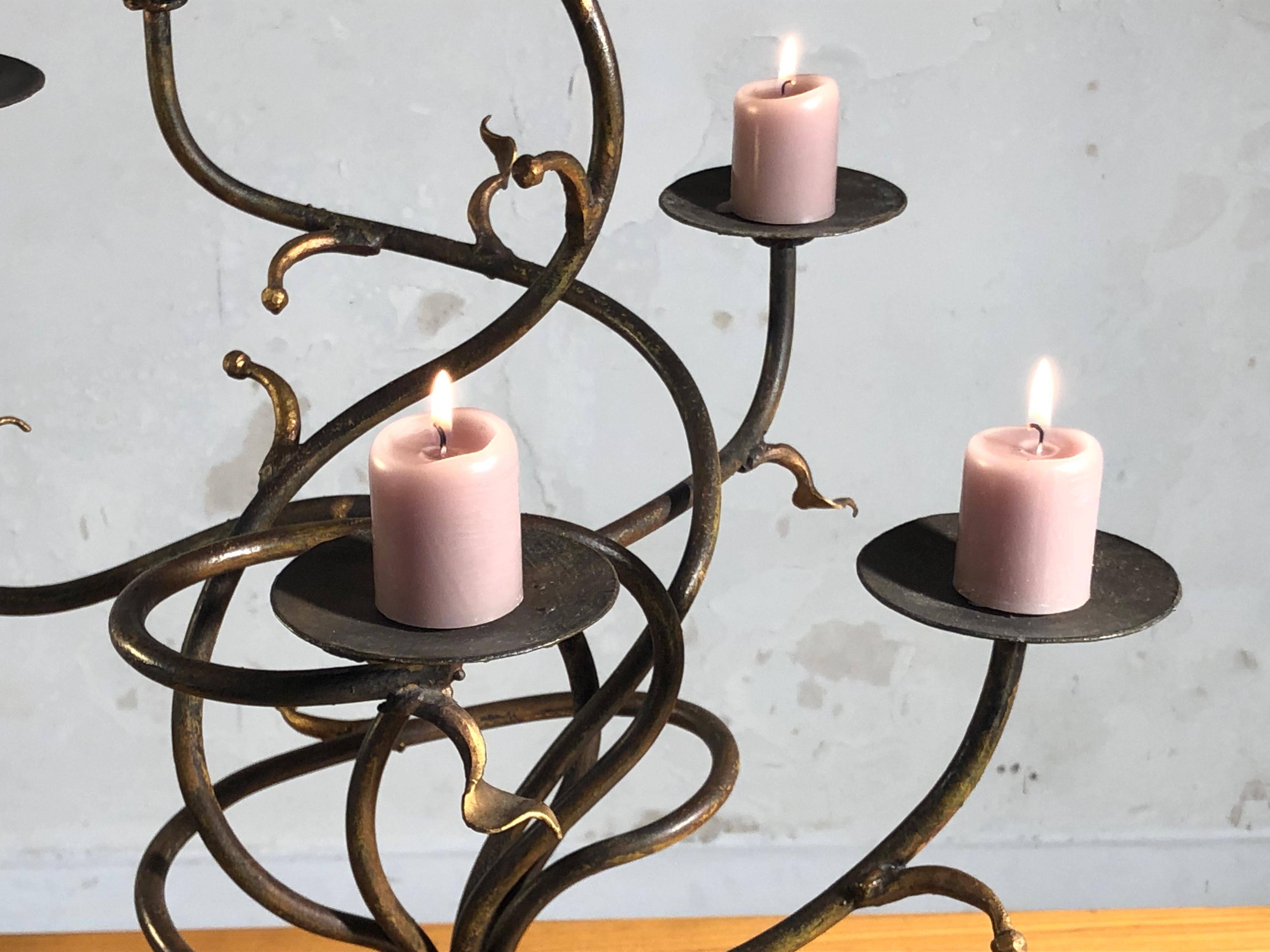 Pièce d'artiste unique du BRUTALIST CANDELABRA CANDLE HOLDER, France 1990 Bon état - En vente à PARIS, FR