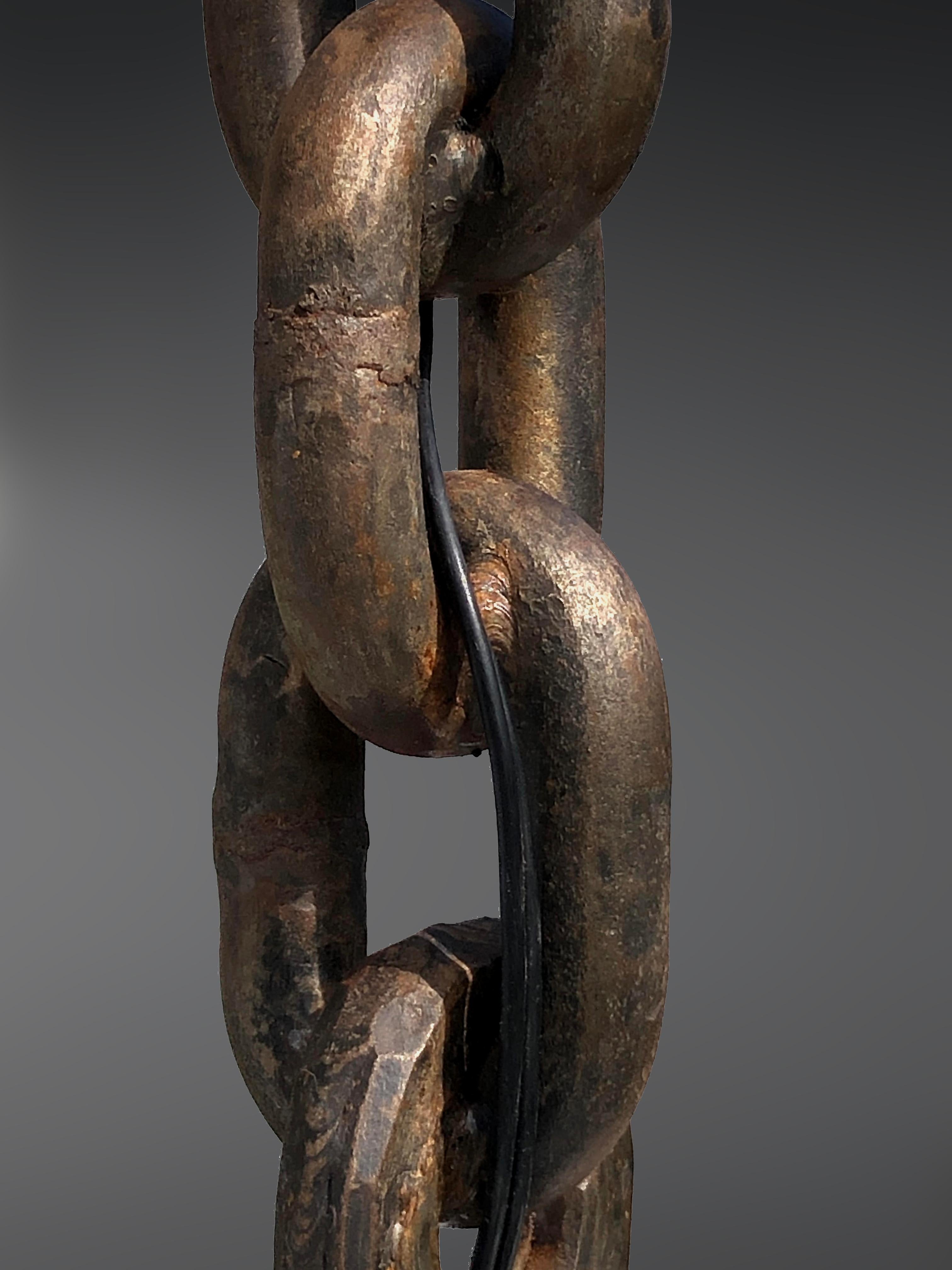Milieu du XXe siècle Sculpturale plafonnier BRUTALIST CHAIN Wrought Iron, France 1960 en vente