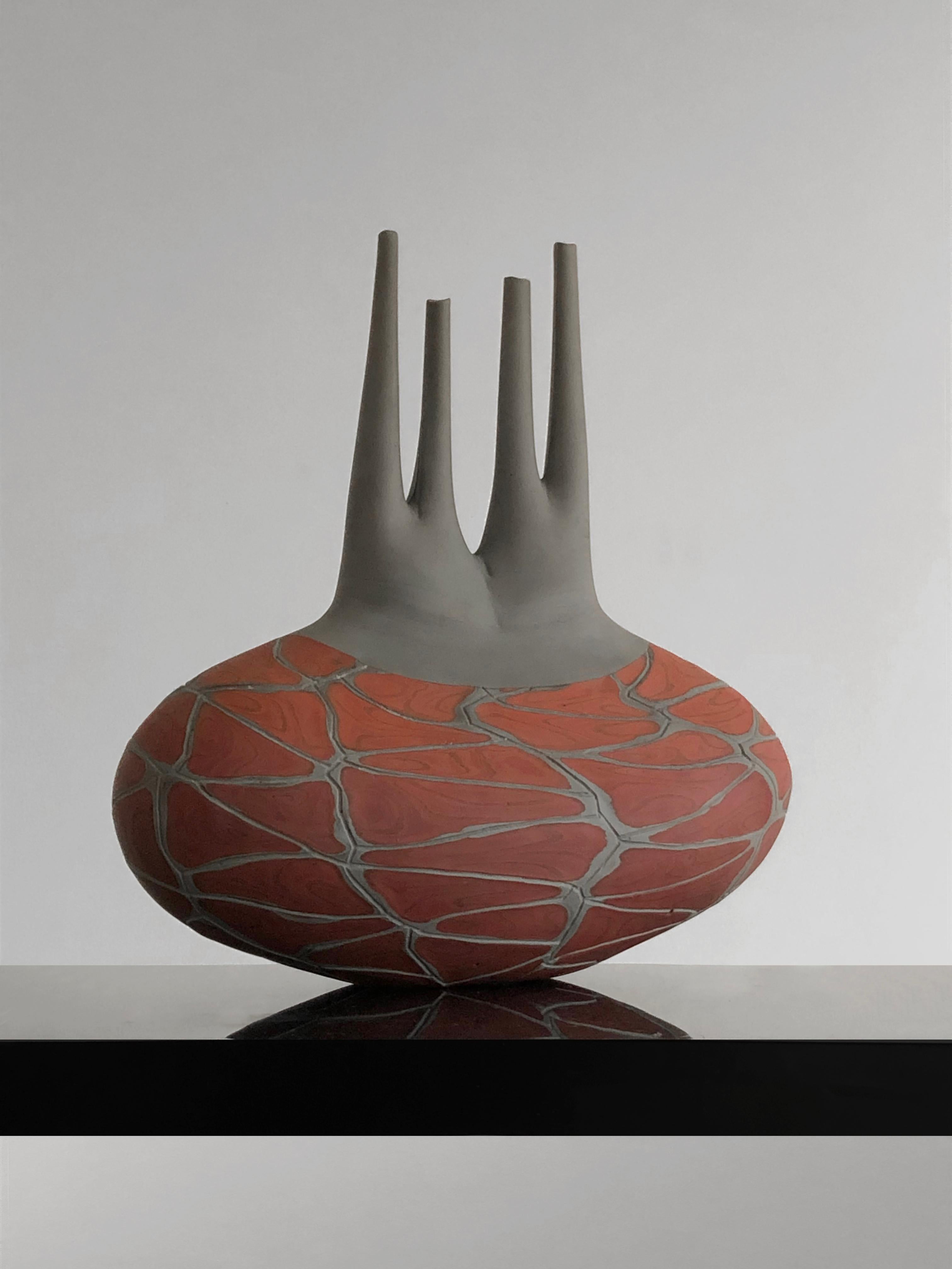 Murano Glass A SCULPTURAL BLOWN GLASS VASE, by DAVIDE SALVADORE, MURANO, Italy 2000. For Sale