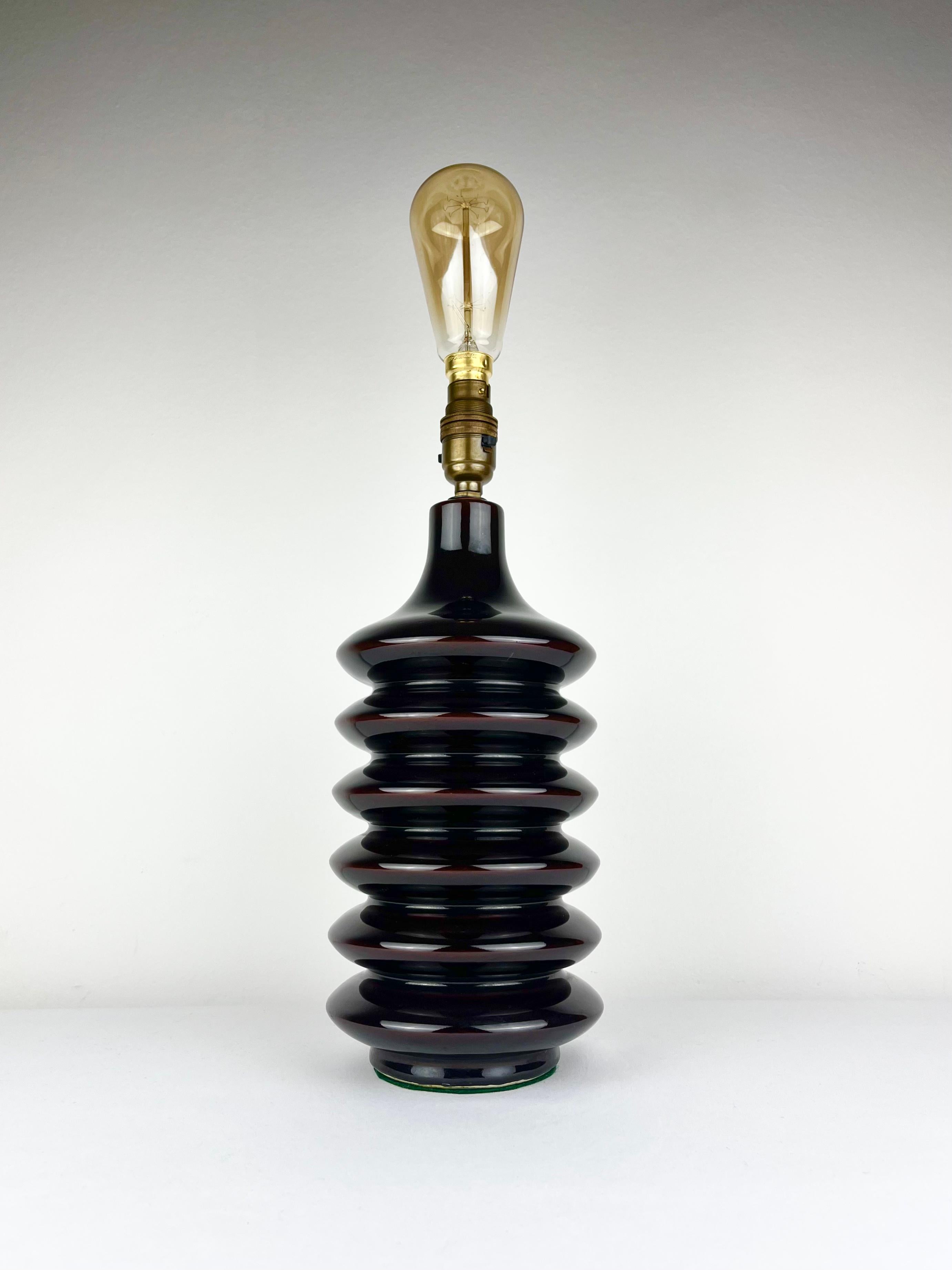 A Sculptural Mid Century Ceramic Lamp Base , Circa 1960s In Excellent Condition In London, GB