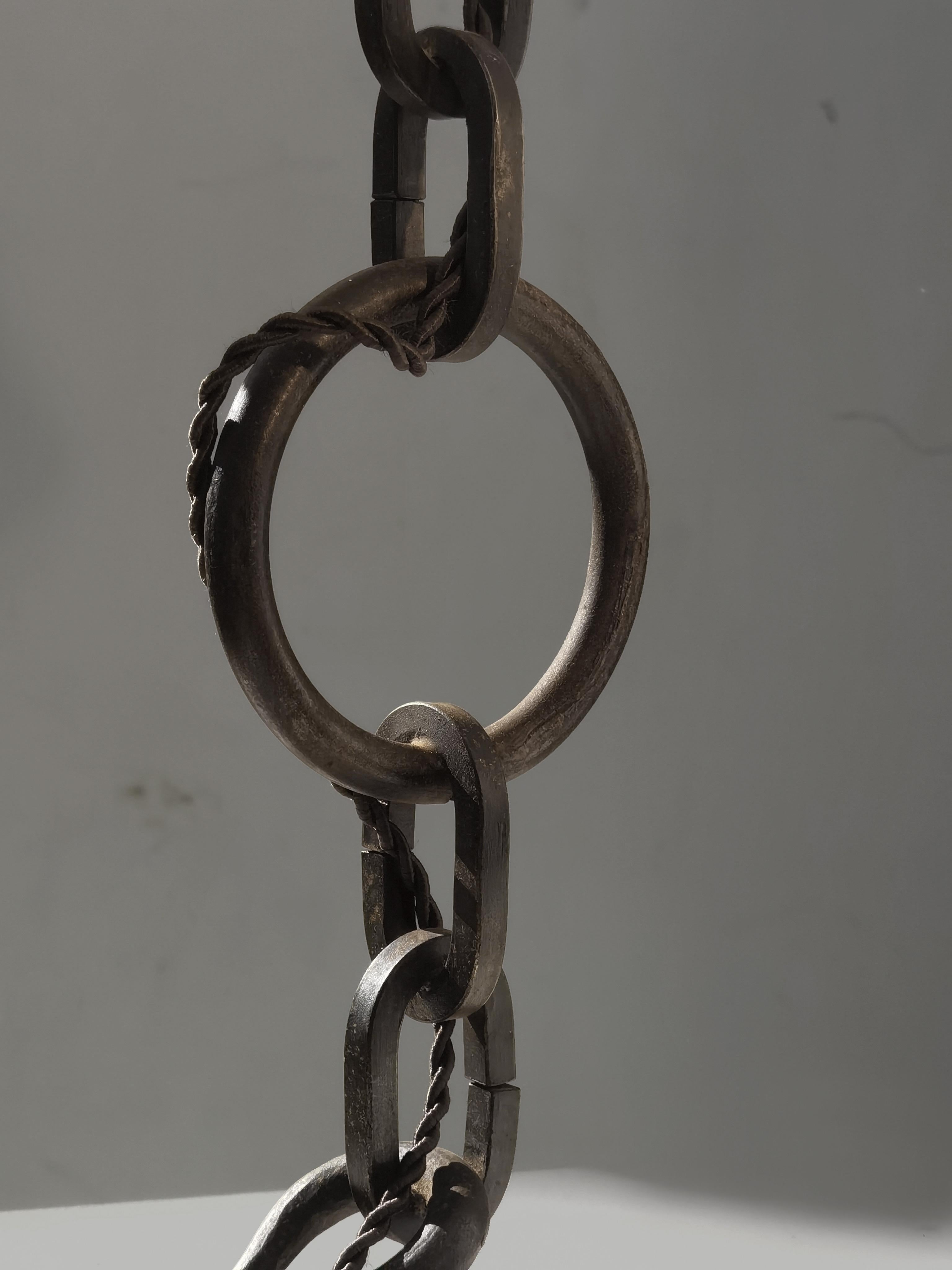 French A BRUTALIST Wrought Iron CHAIN TABLE LAMP, France 1960 For Sale