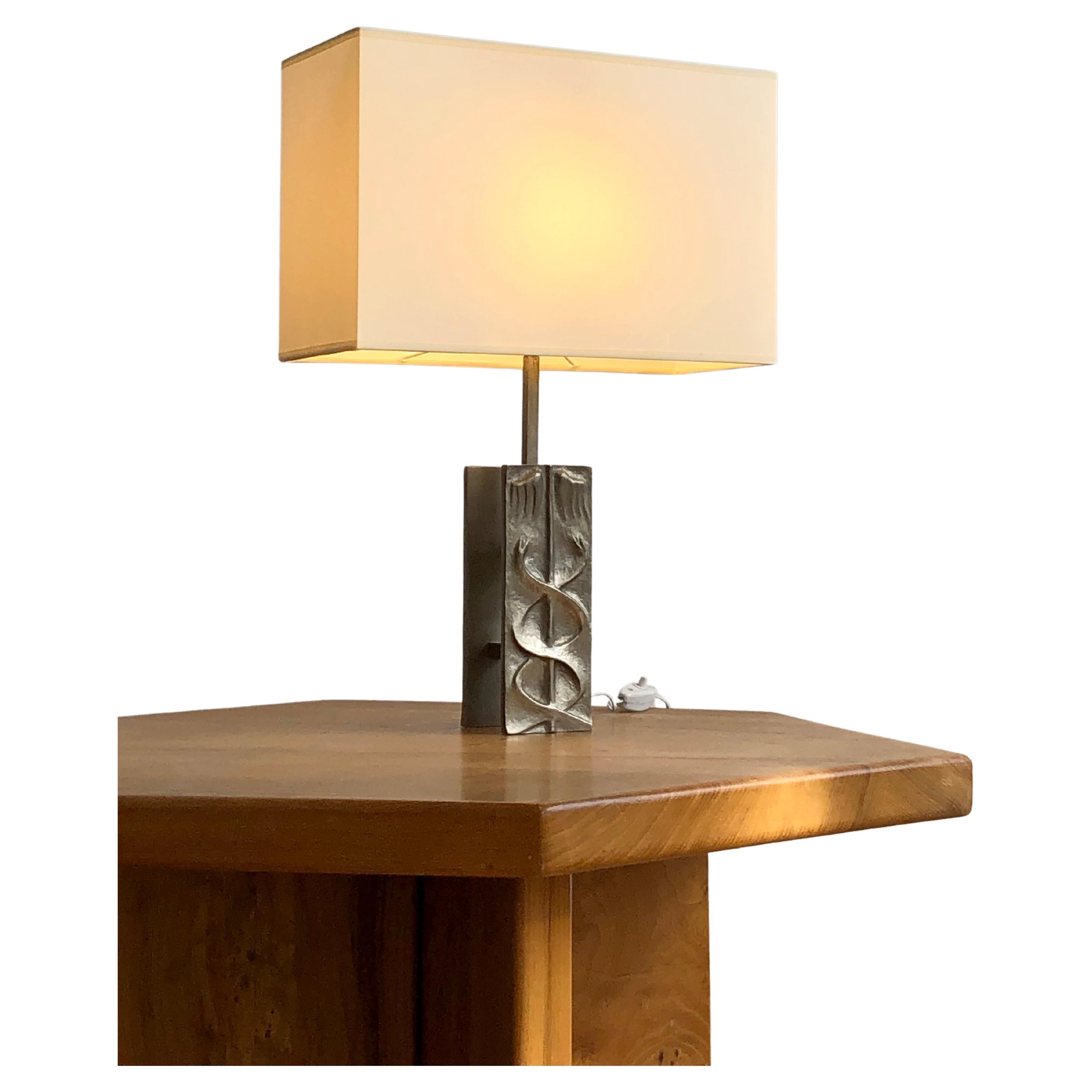 A beautiful, neo-classical, sculptural Table Lamp, double nickeled bronze base with snakes reliefs, square nickeled metal structure with a simple rectangular shade, attributed to Fondica, France 1990.

SOLD WITH OR WITHOUT LAMPSHADE.
A SALE WITHOUT