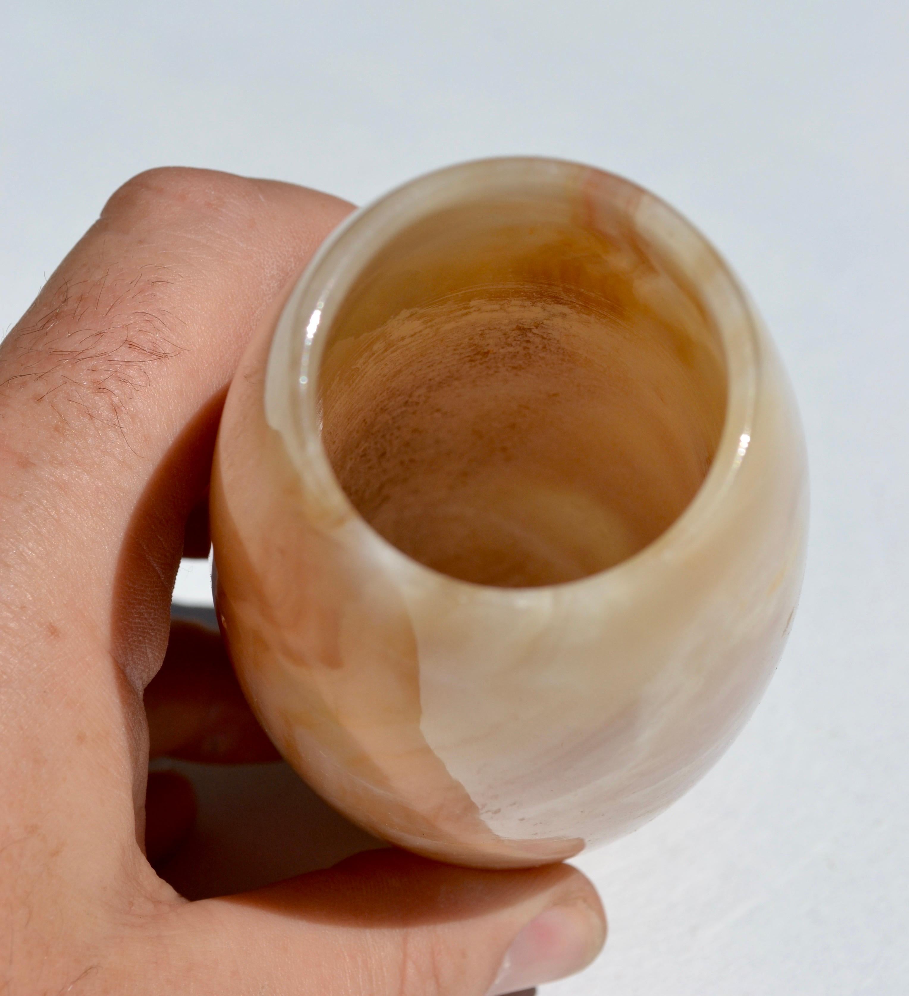 Hand-Carved A Sculptural Oblong Onyx Vase - France - 1970s For Sale
