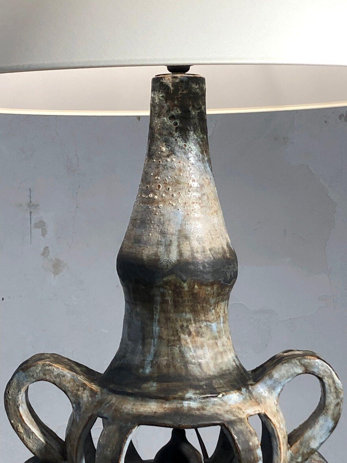 A Sculptural RUSTIC MODERN BRUTALIST Ceramic TABLE LAMP, VALLAURIS, France 1950 For Sale 3