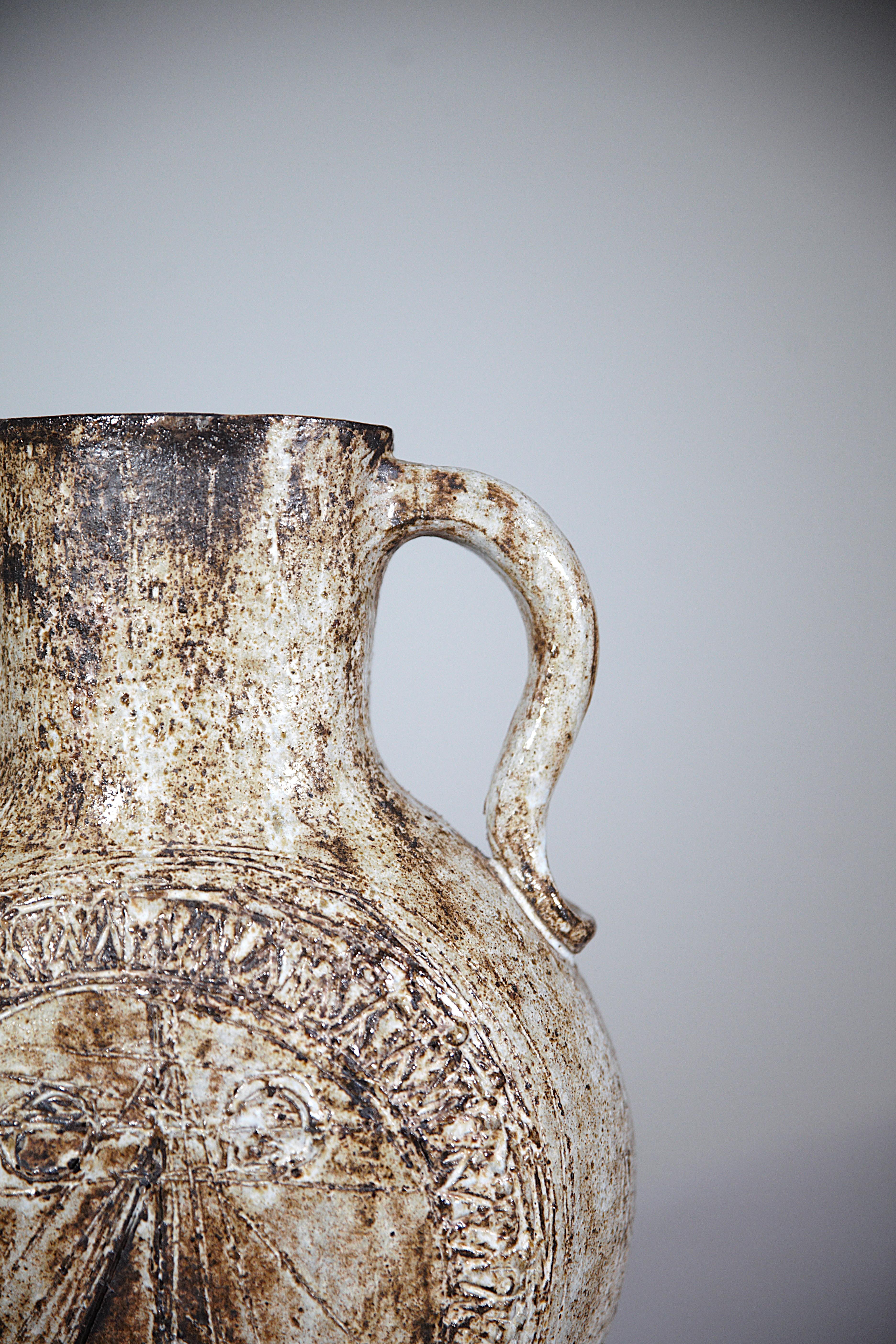 Francese Vaso scultoreo di Jacques Pouchain Atelier A Dieulefit Francia anni '60 in vendita