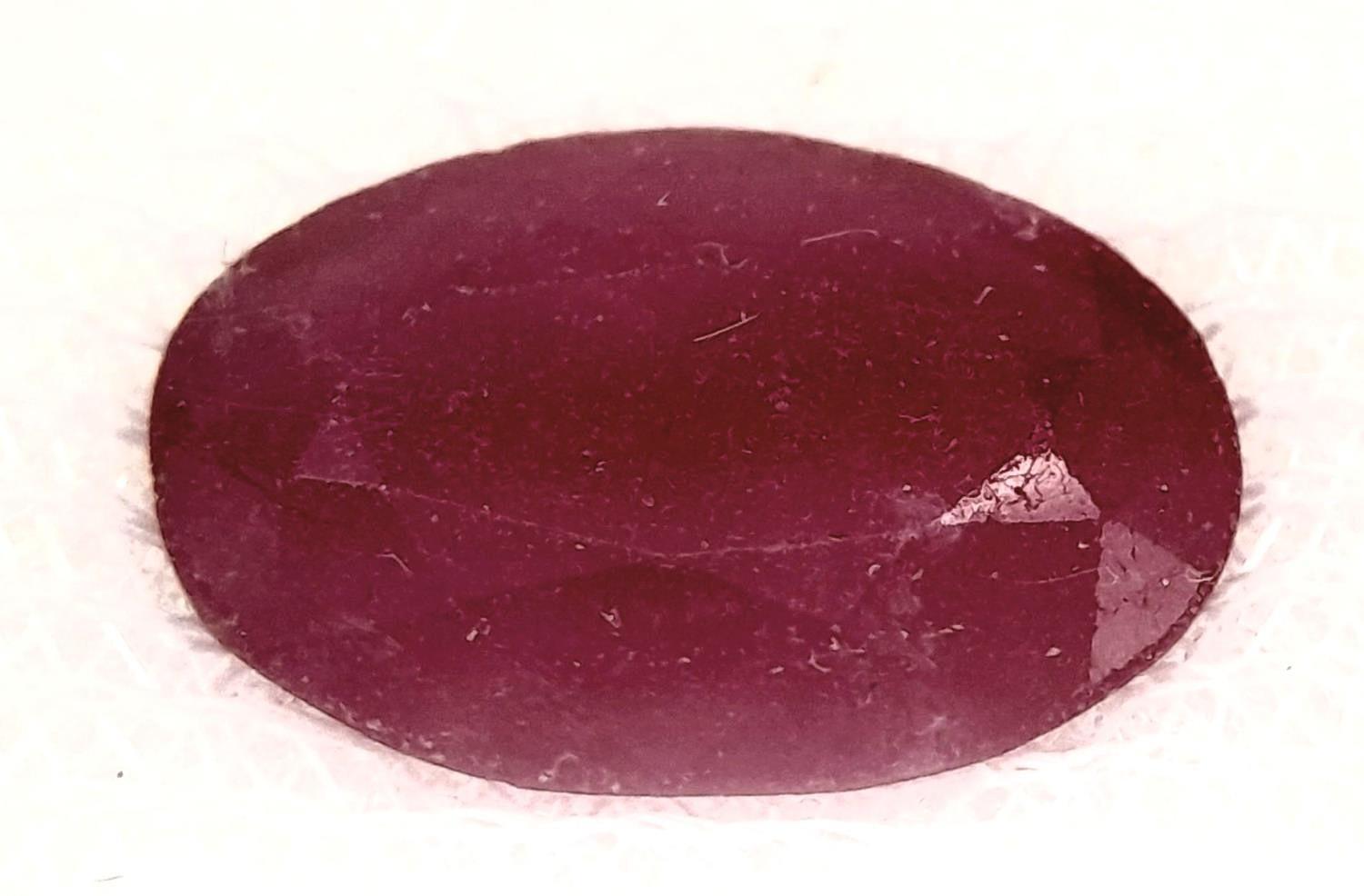 Primitivo Un raro rubino naturale della Birmania sigillato da 3,88 carati, antica pietra ovale sfaccettata sfusa in vendita