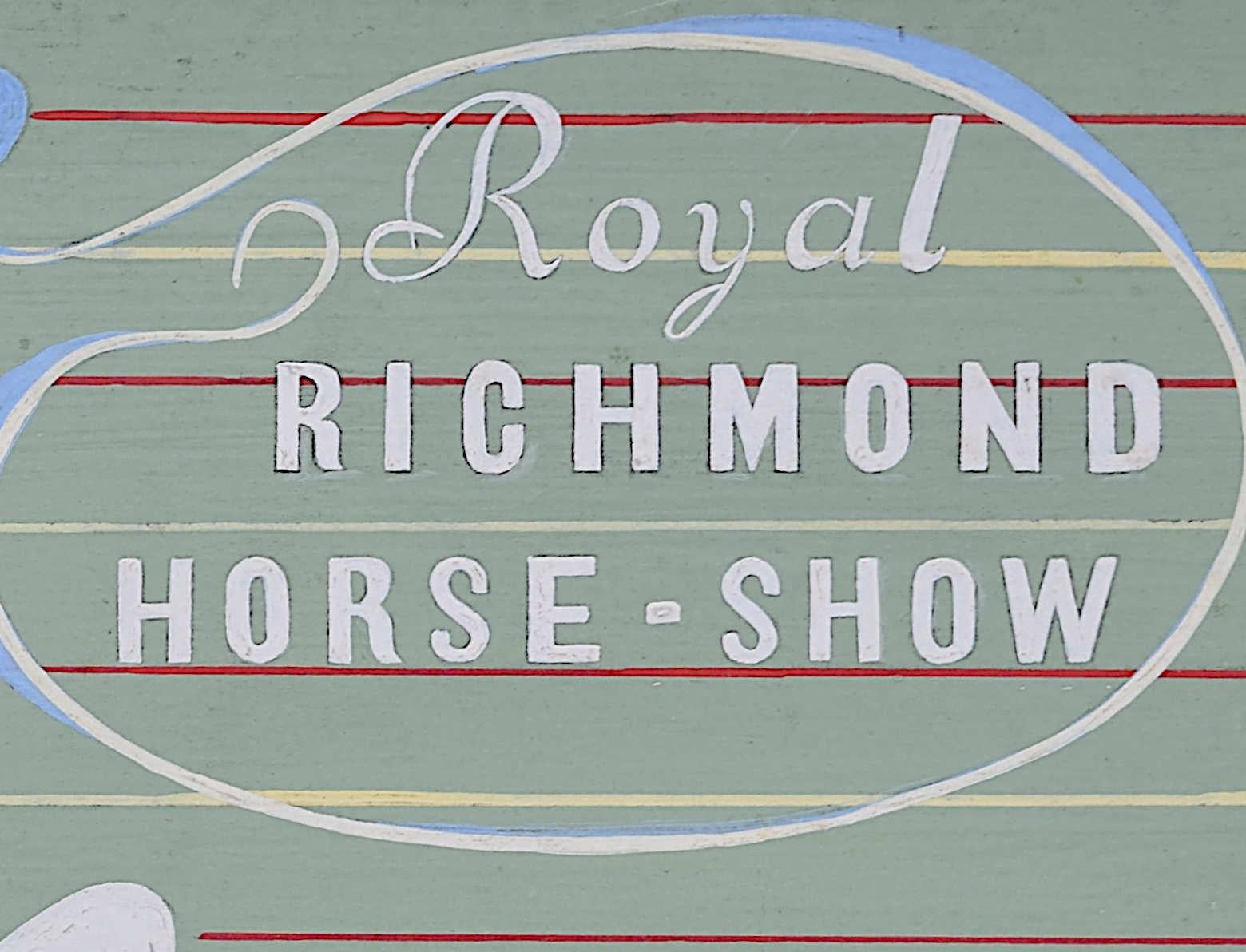 Royal Richmond Horse Show, ca. 1940, Plakatdesign der Royal Richmond Horse Show im Untergrund von A Searle im Angebot 1