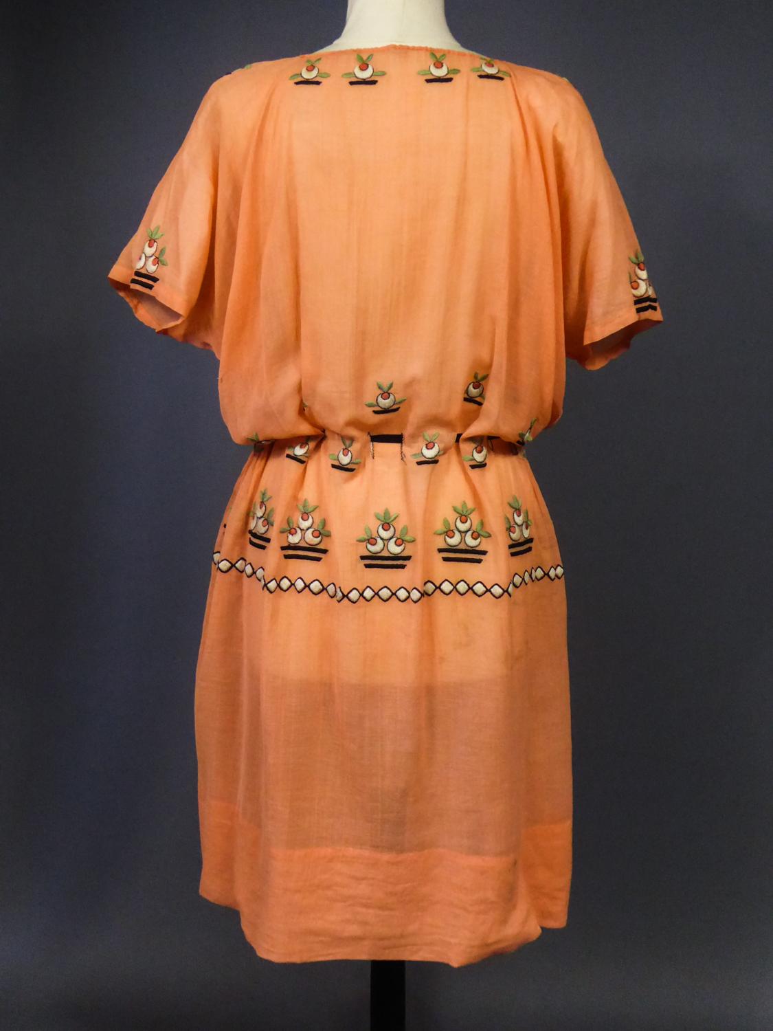 A Seaside Embroidered Cotton Dress in the style of Atelier Martine Circa 1920 For Sale 5