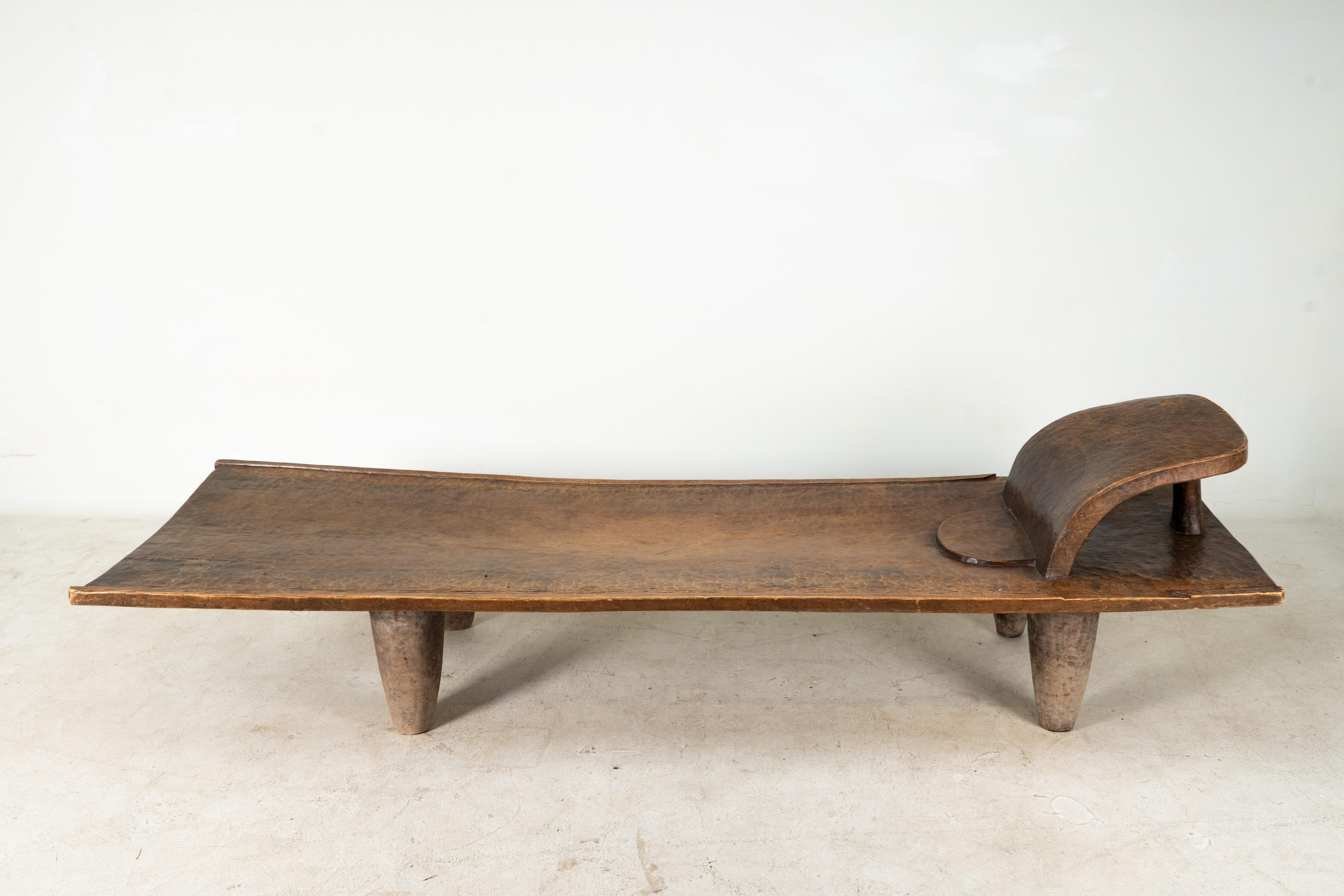A Senufo Tribe Daybed In Good Condition For Sale In Chicago, IL