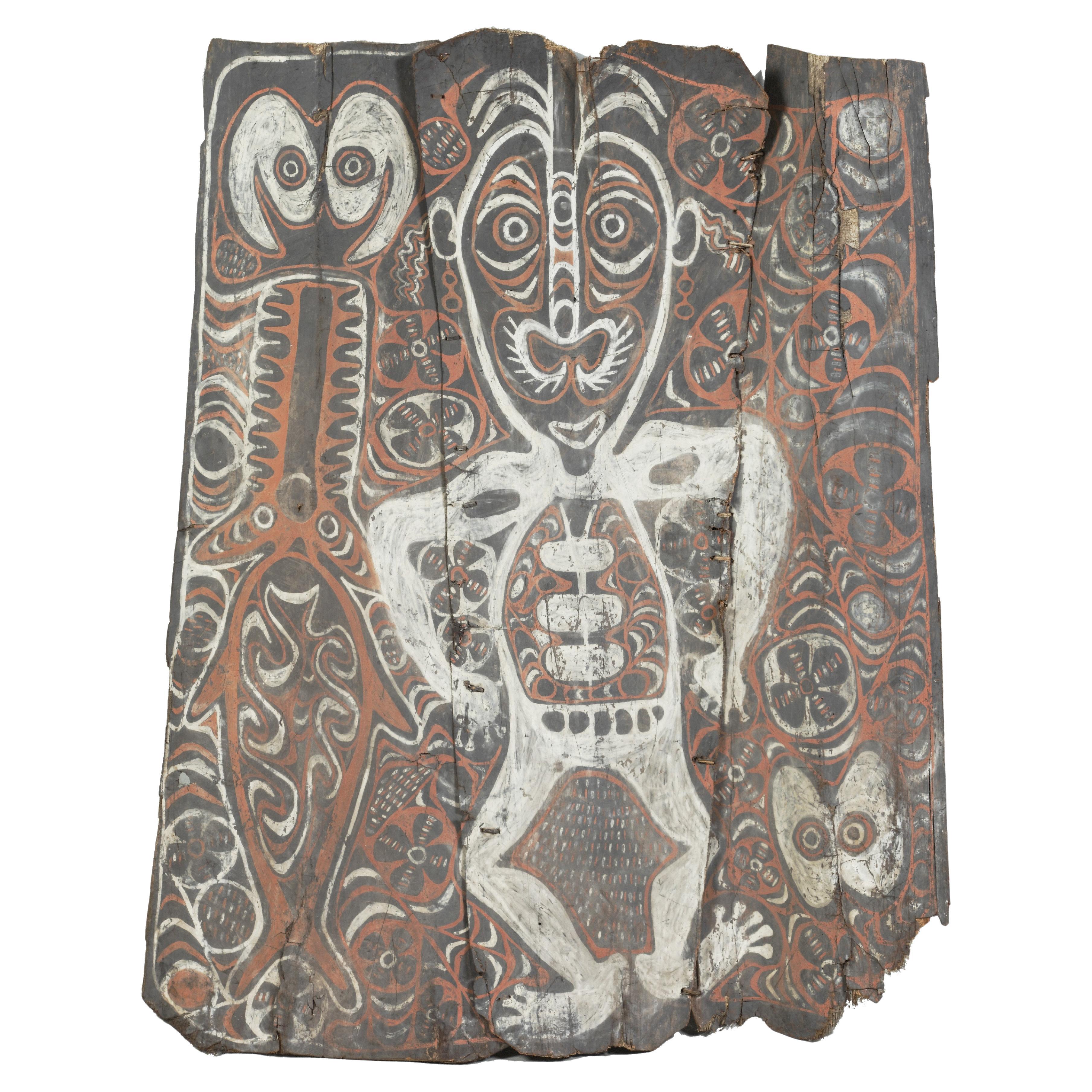 Una spata di sago Sepik 'panggal' o una pittura su corteccia d'albero di una figura ancestrale