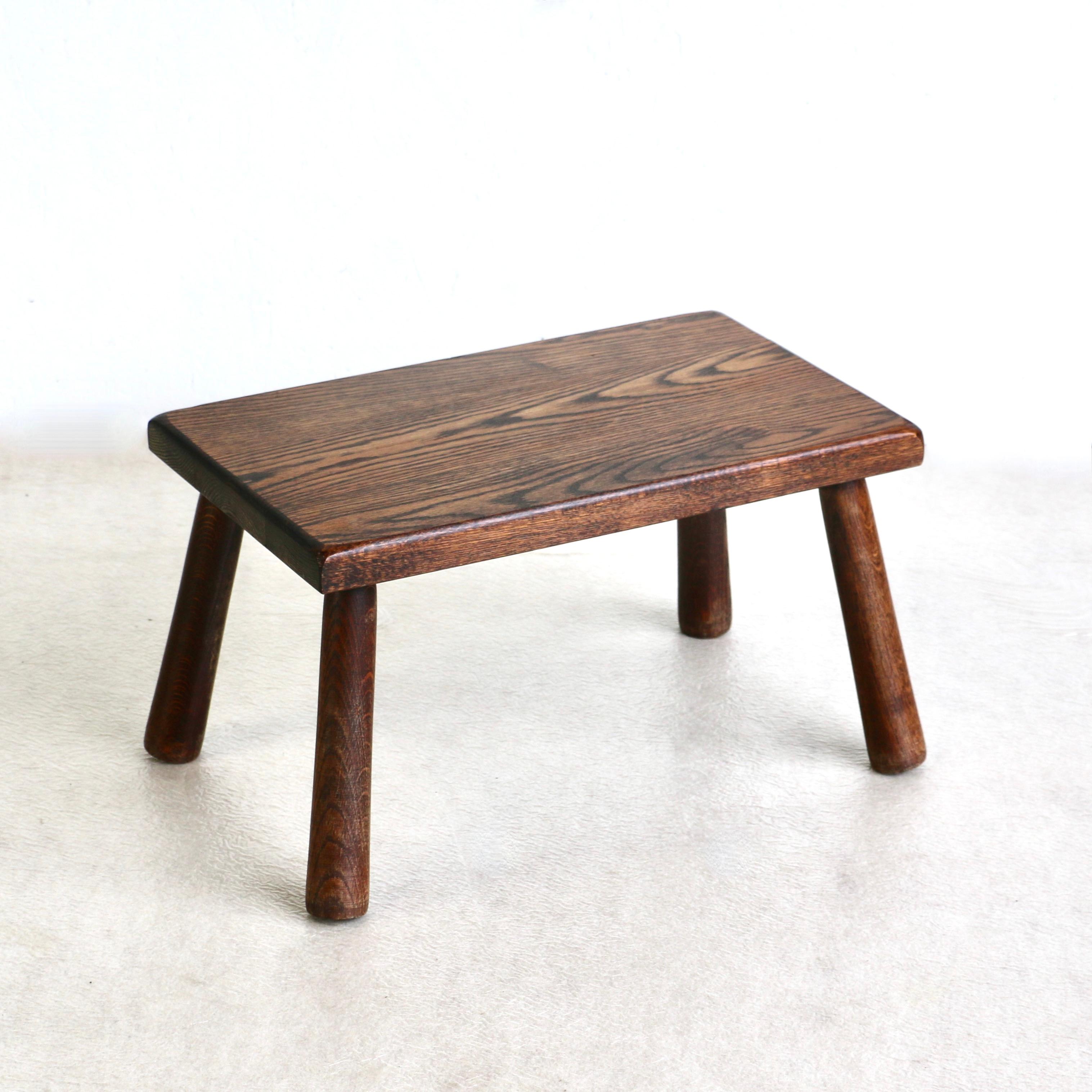Oak A series of nesting tables. France 60s. For Sale