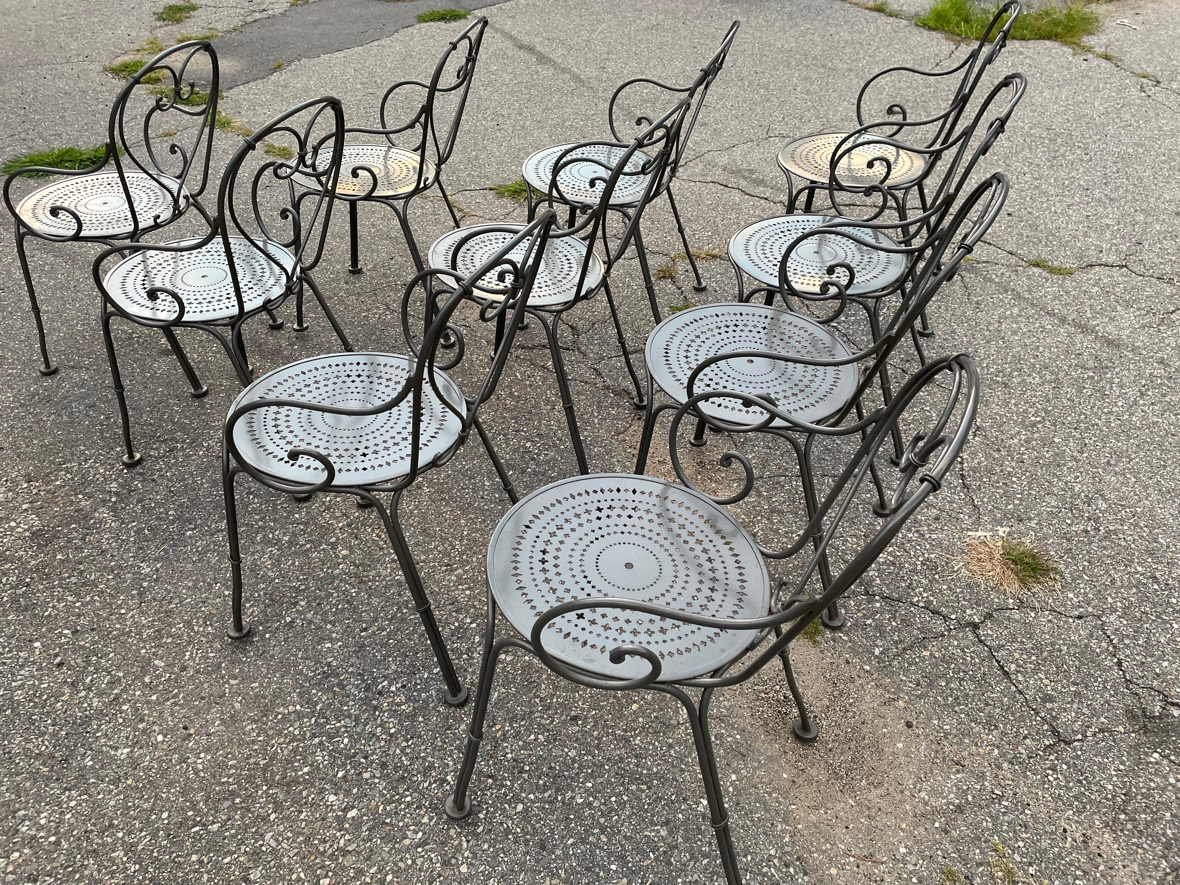 A Set 10 of Woodard Wrought Iron Dining Seating For Sale 4