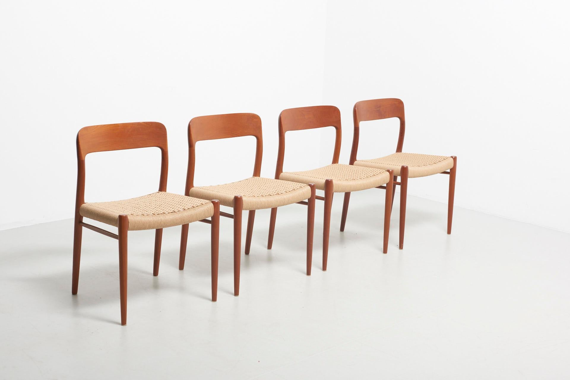 Set Dinning Chairs in Papercord, Niels O.Moller 1