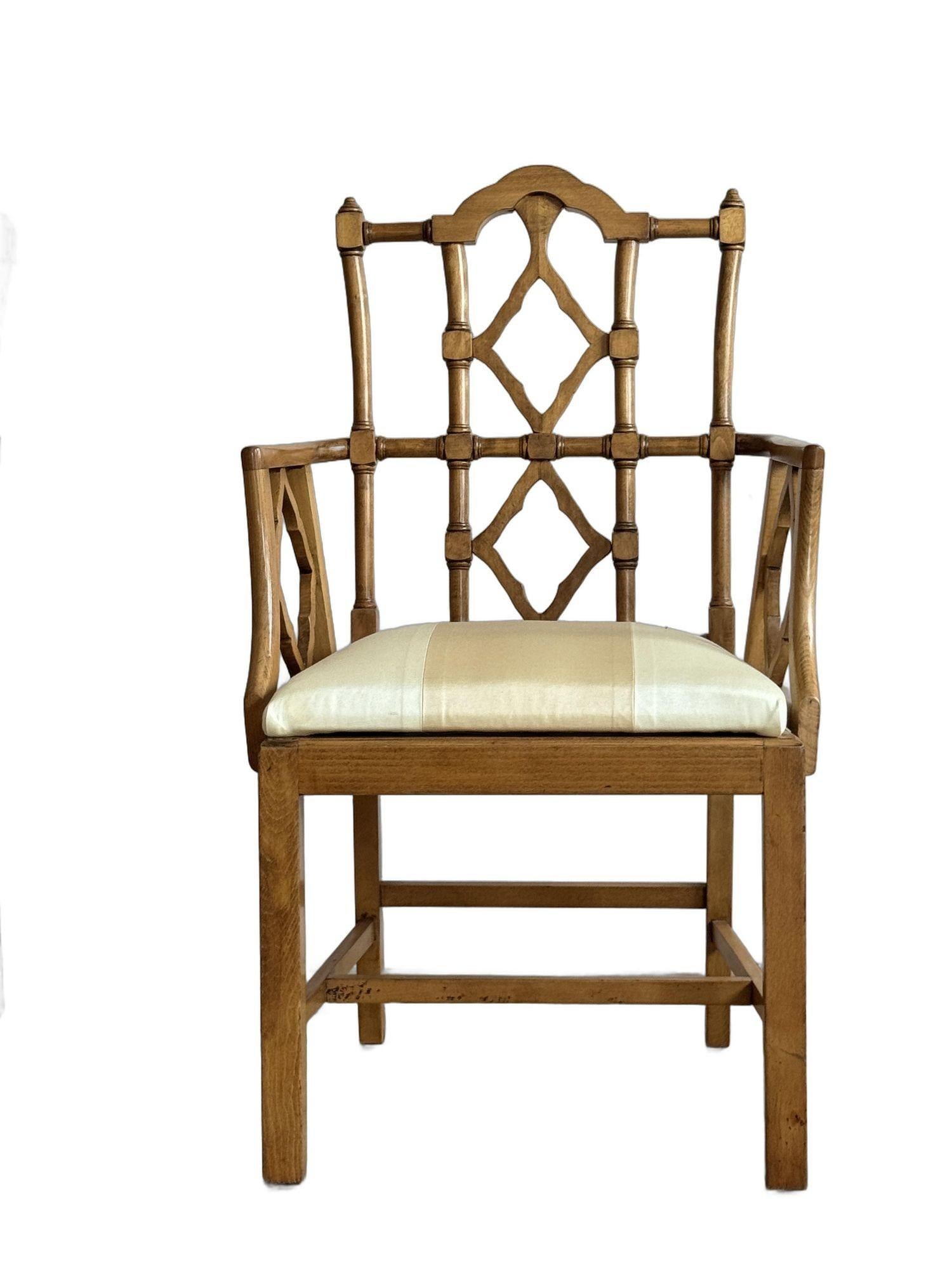 20th Century A set of 10 Chinese chippendale style dining chairs