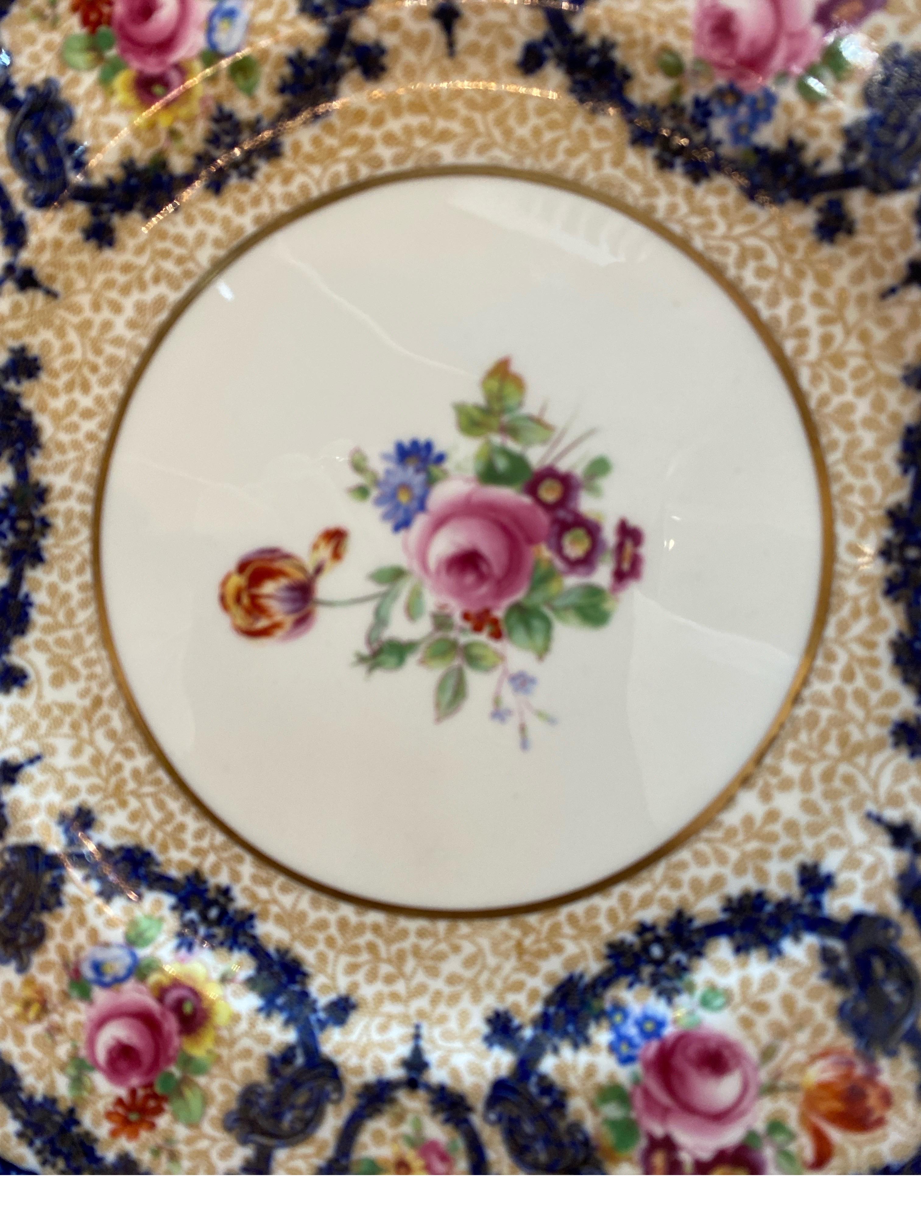 A Set of 10 Hand Painted Antique Service Plates by Royal Doulton Circa 1915 For Sale 2