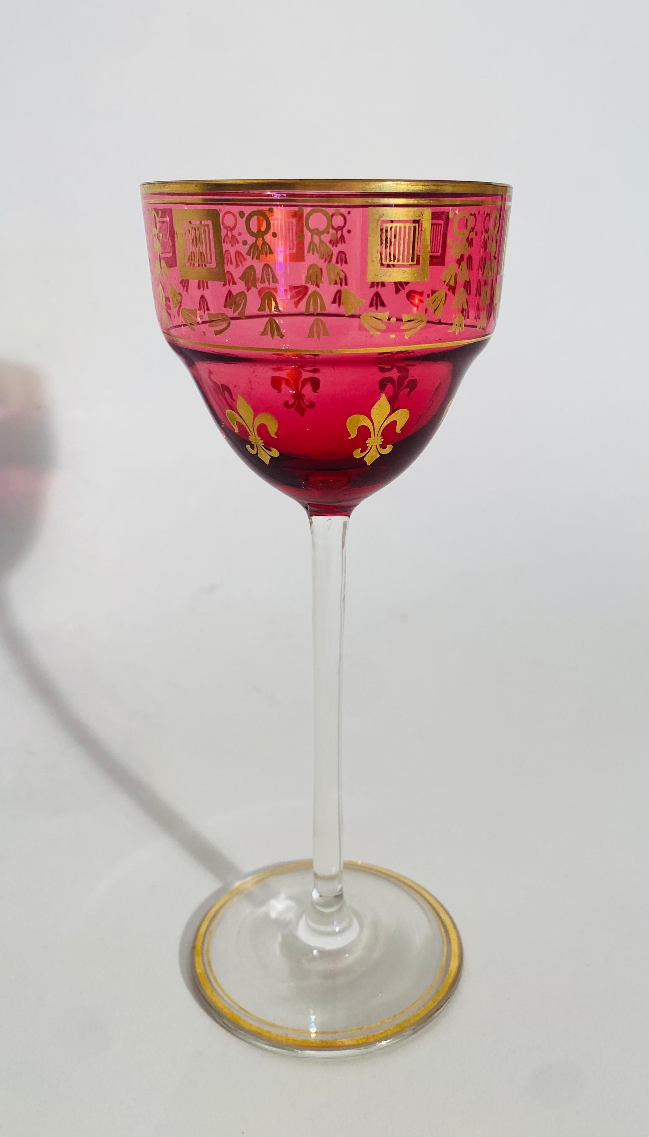 A Set of 10 Ruby Gilt Wine Glasses, Antique French Circa 1900. Fleur de Lis  For Sale 1
