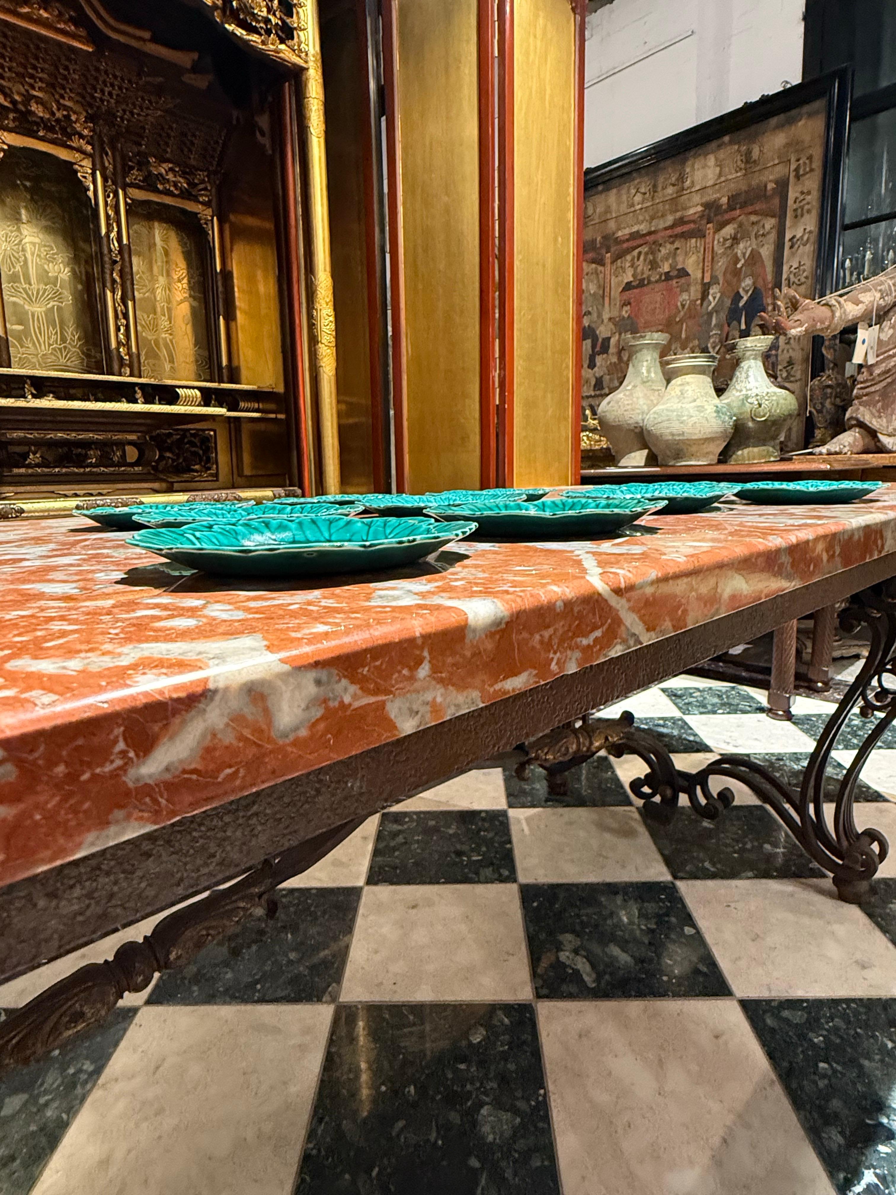 20ième siècle Ensemble de 10 assiettes à choux en majolique vernissée verte de Wedgwood & Barlaston of Etruria en vente
