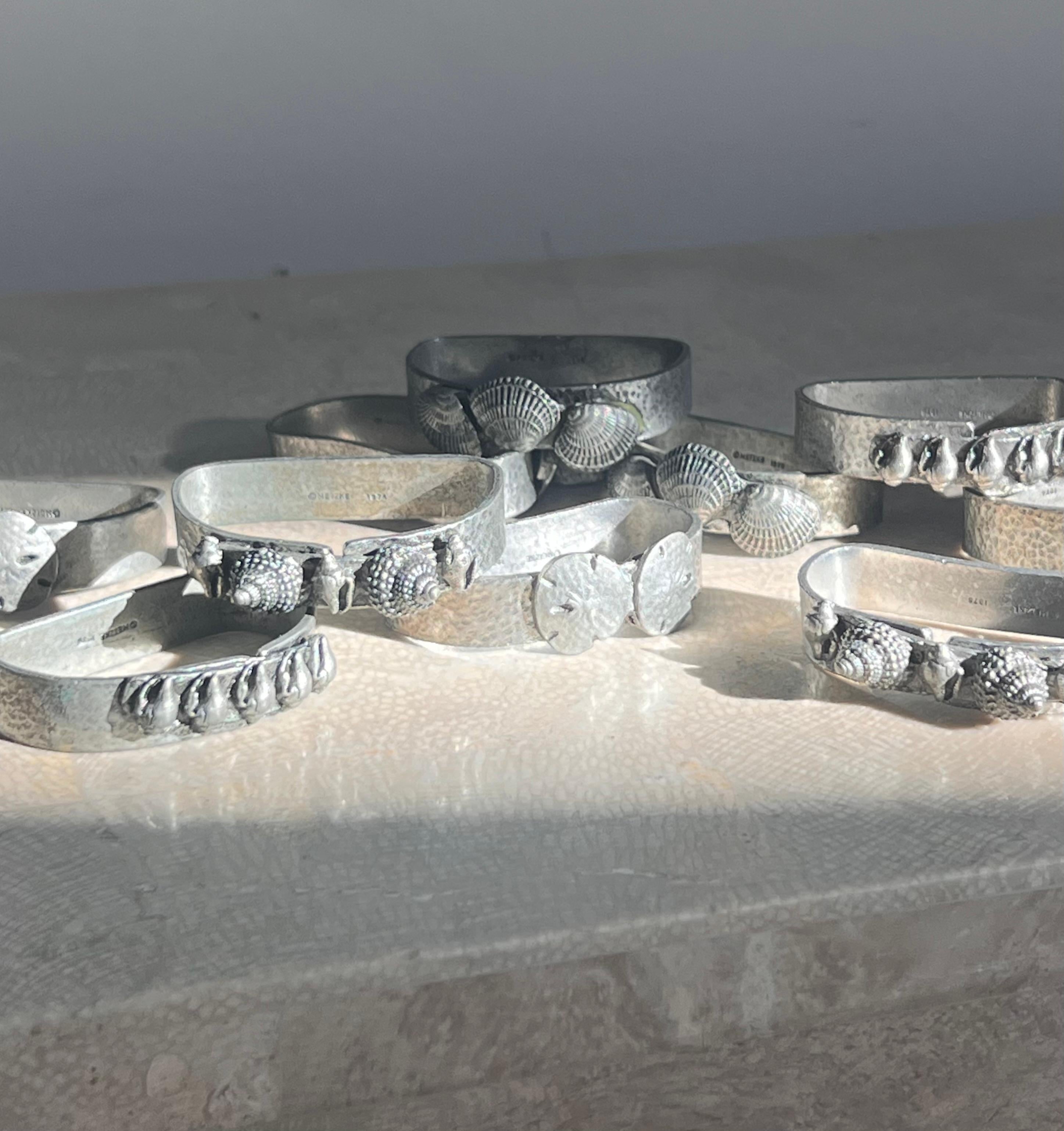 A set of 11 pewter napkin rings with sculpted shells, 1975 For Sale 6