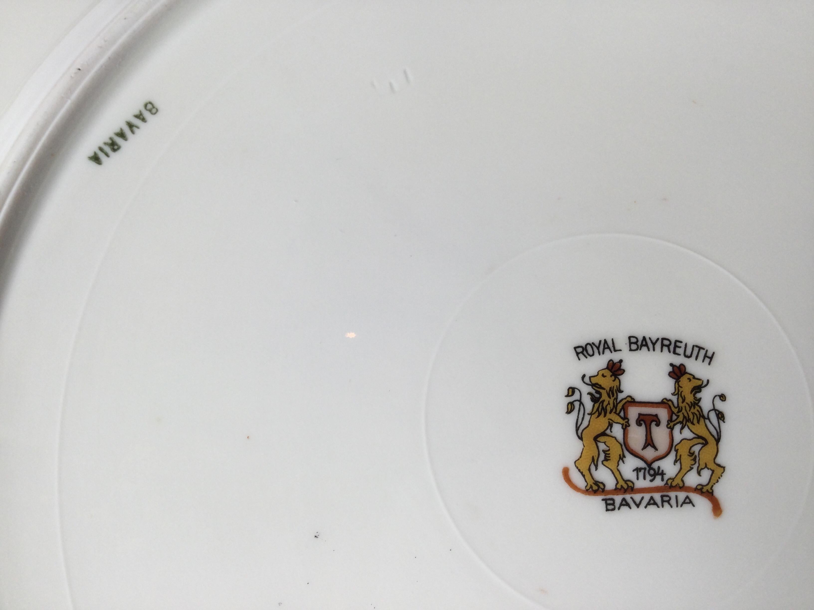 Set of 12 Elaborate Service Dinner Plates 5