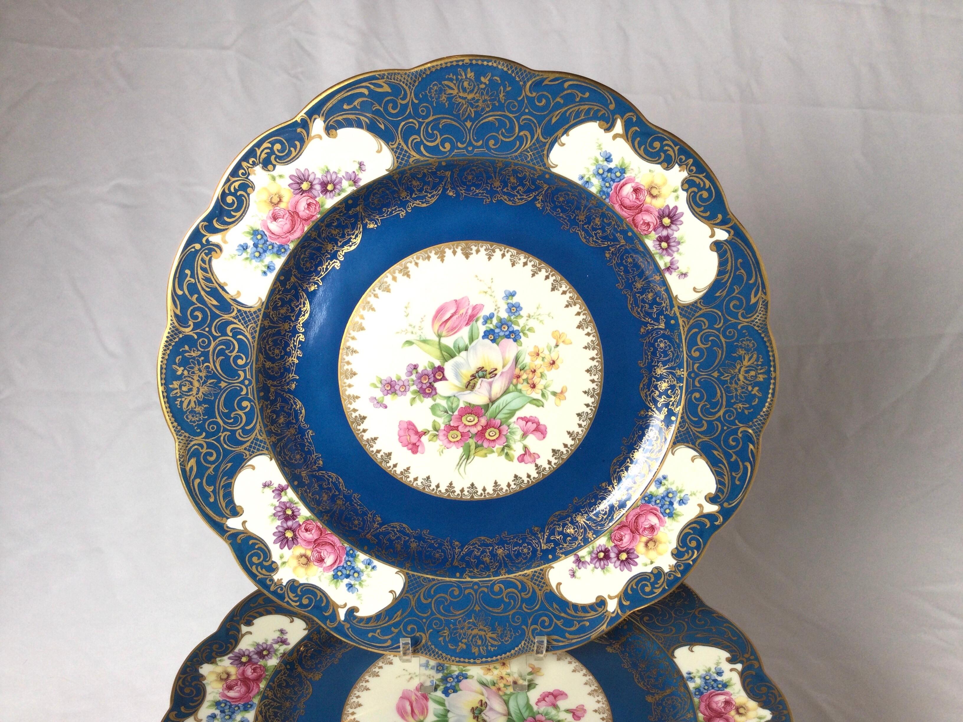 German Set of 12 Elaborate Service Dinner Plates