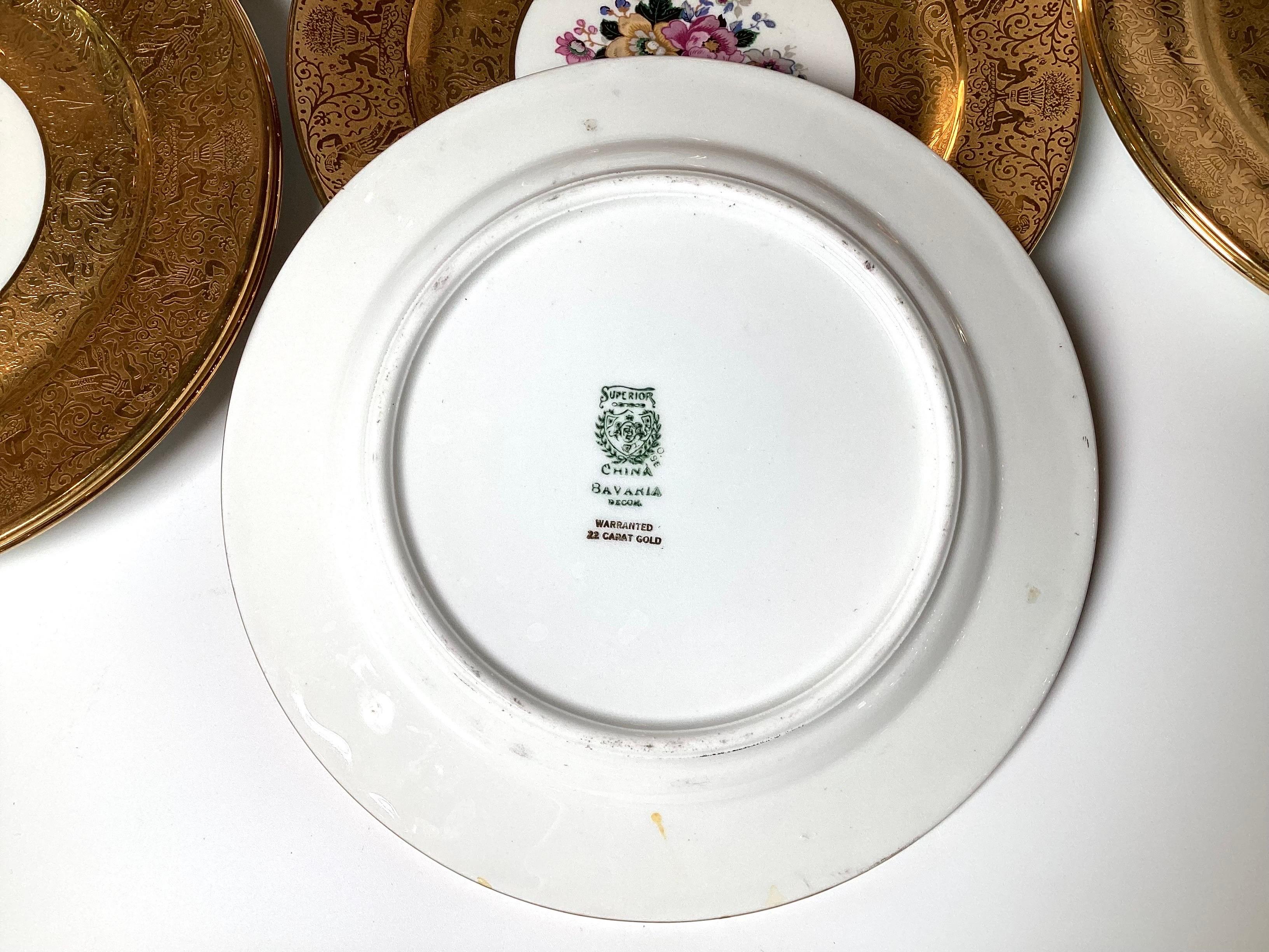 Porcelain A Set of 12 Lavish Gold Floral Service Cabinet Plates For Sale