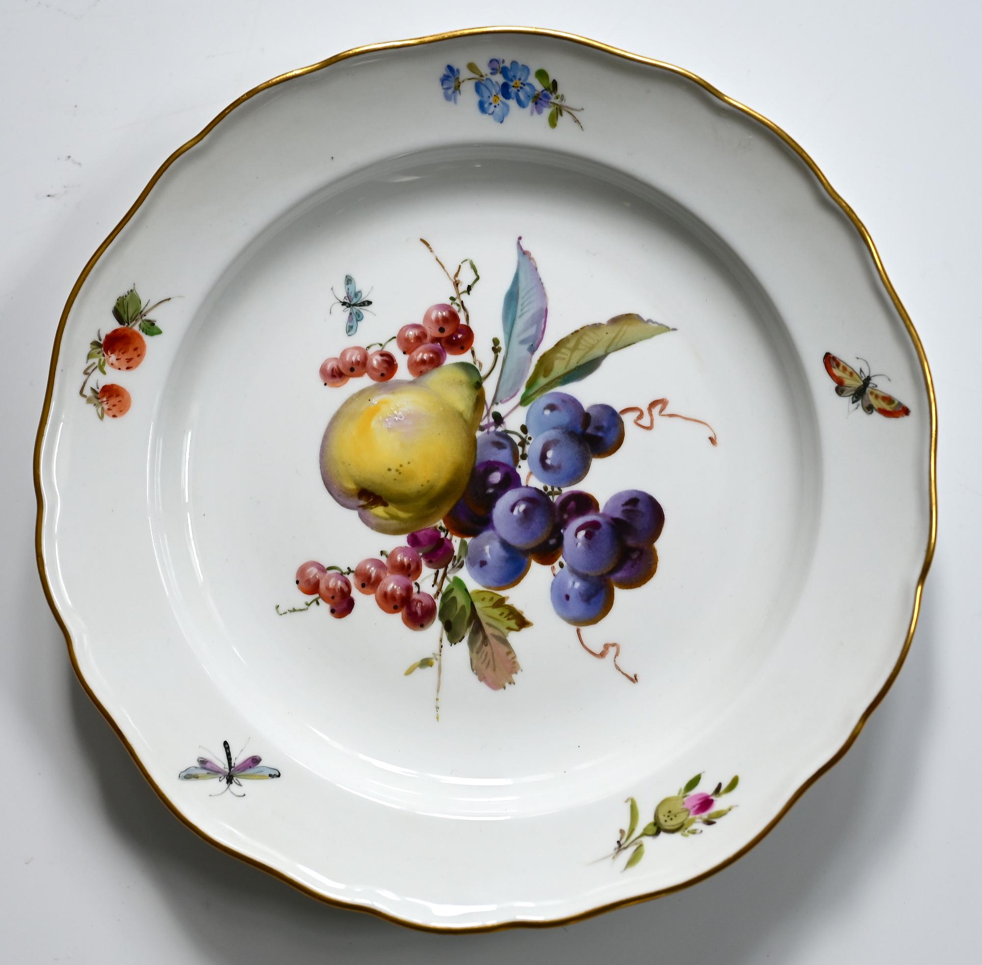 Set of 12 Meissen Plates with Fruits, Insects and Flowers 19.Jhdt Porcelain 1